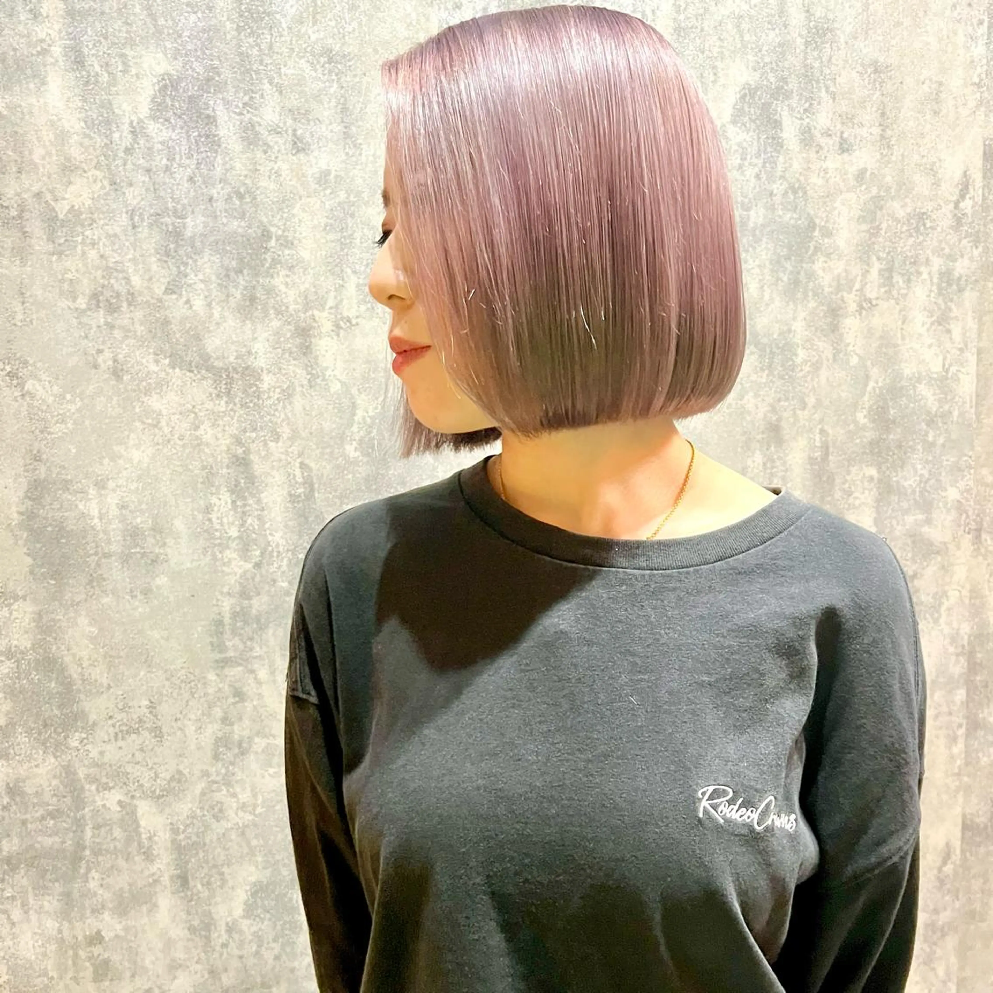 ショート カラー ブリーチ カシス ハイトーンカラー ラベンダーカラー ChuDuck所属・🐮ChuDuck 代表 SHOTA🐮のヘアスタイル