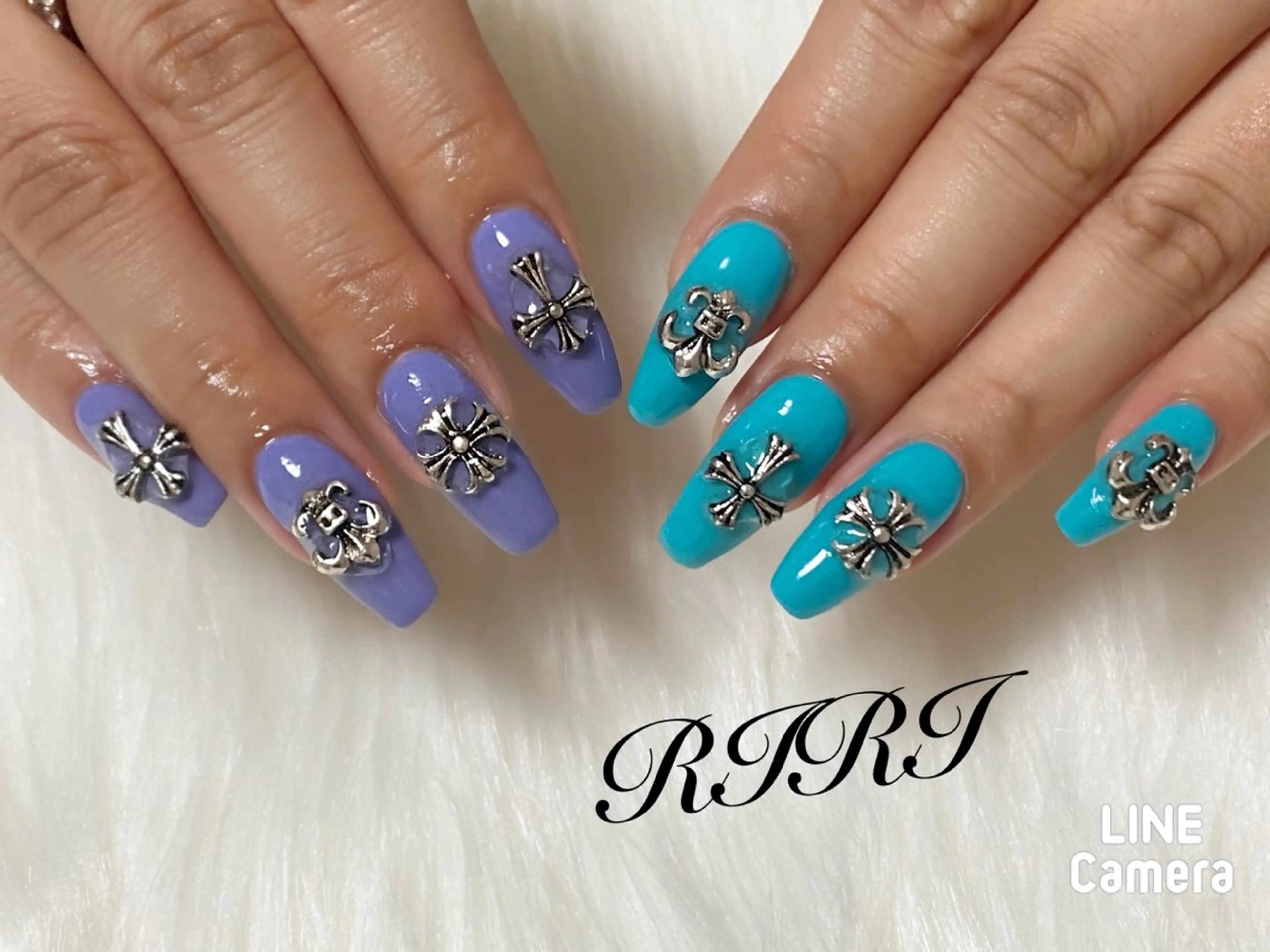 ネイル ブルー ジェルネイル 韓国ネイル パープル ショートネイル ハンドネイル riri オーナーのネイルデザイン