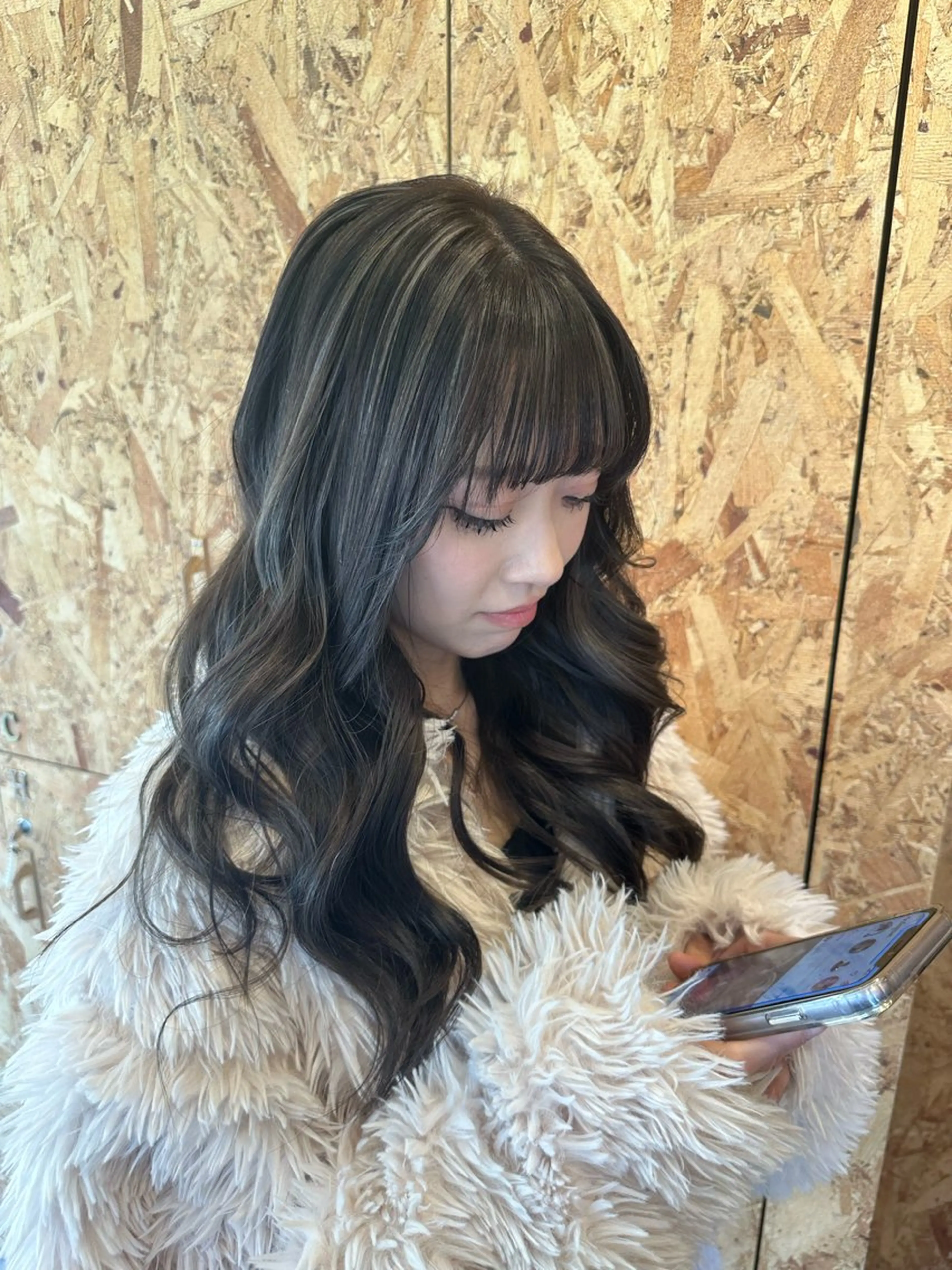 セミロング 野上 麗のヘアスタイル