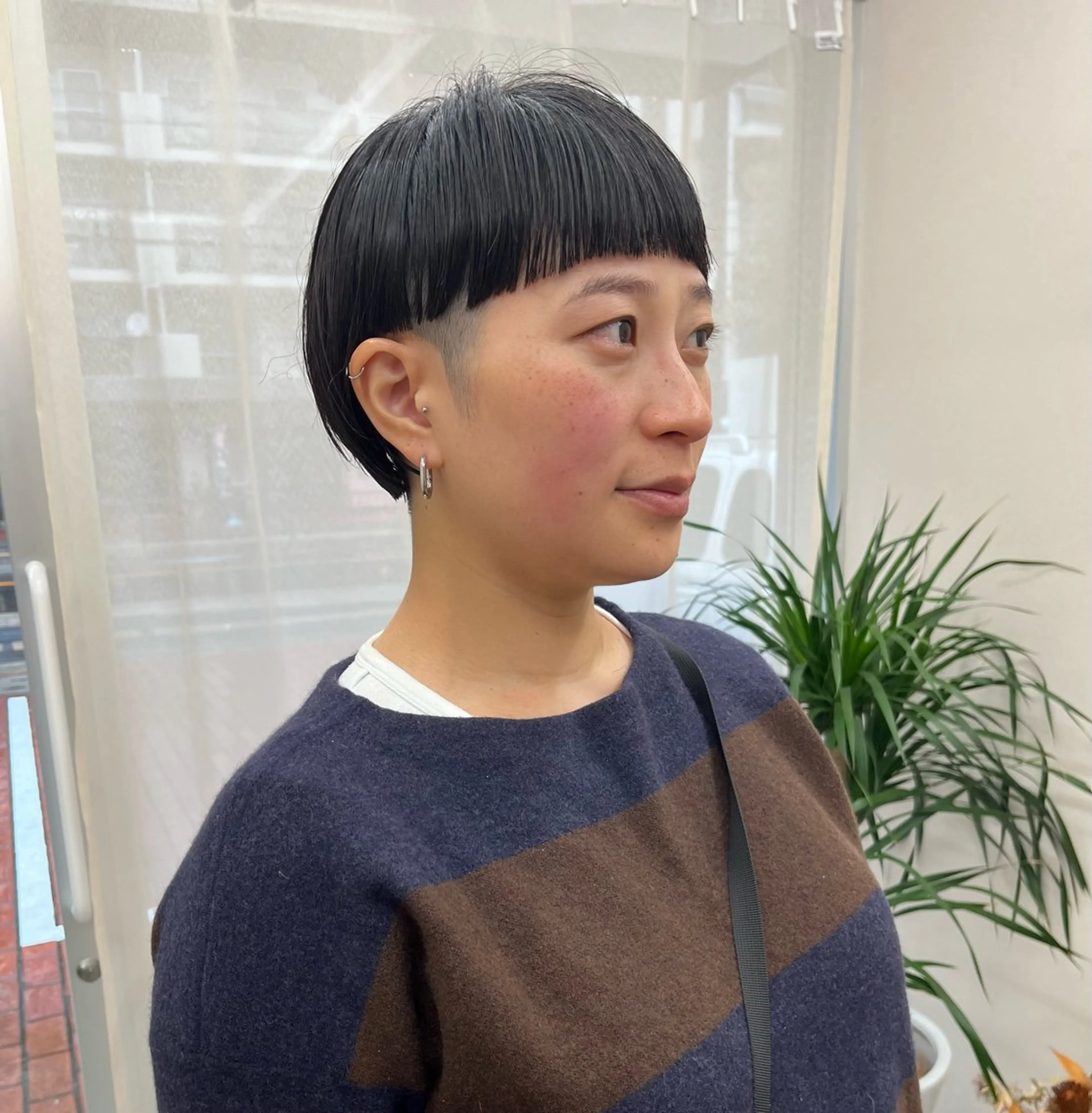 ショート カラー オン眉 ショートヘア Hareru hair salon所属・Hareru 豊田 修廣のヘアスタイル