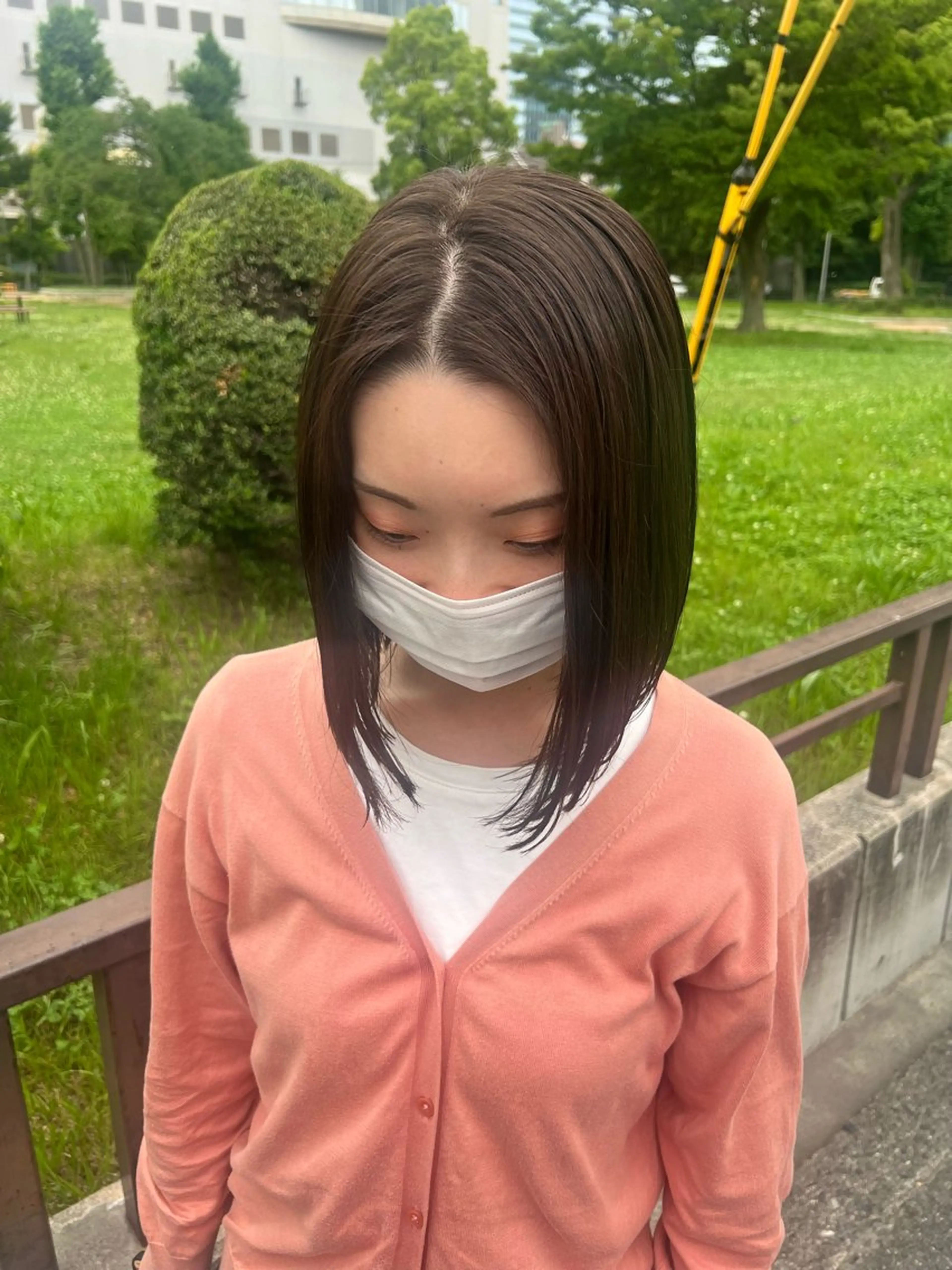 ミディアム カラー あやの/透明感 /ブリーチカラーのヘアスタイル