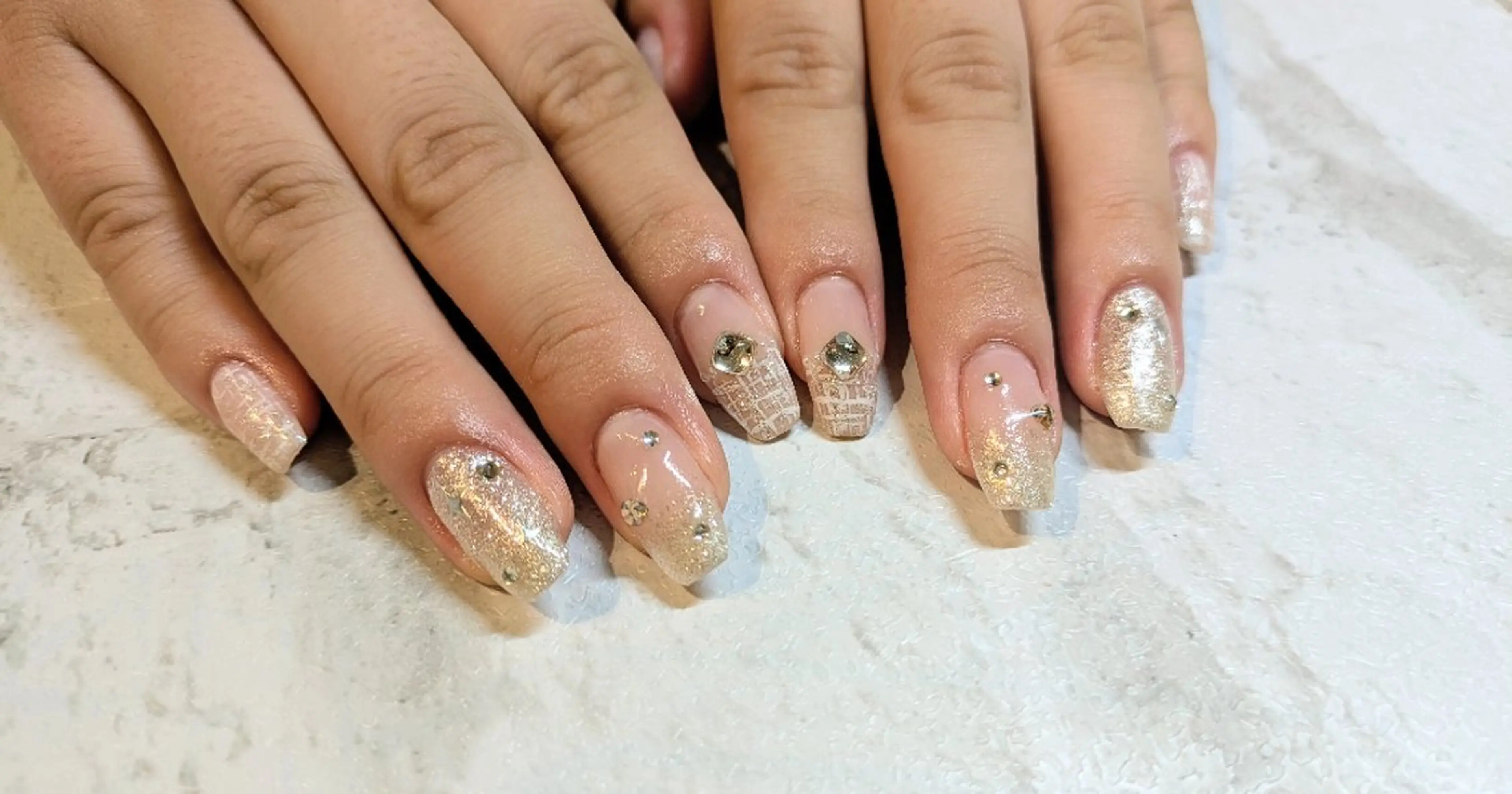 ネイル aoyagi maiのネイルデザイン