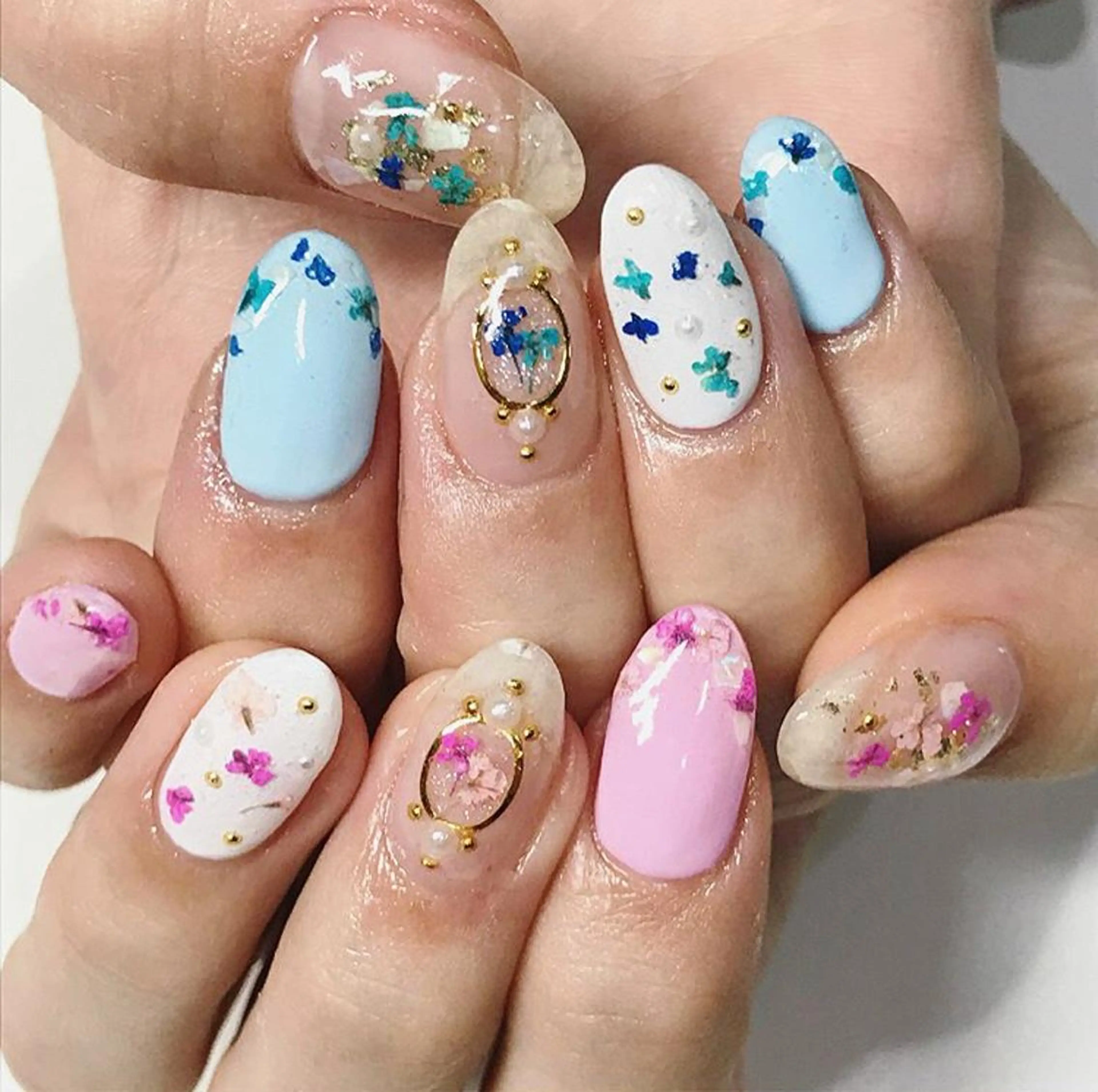 ネイル 渋谷ビュレネイル Kaoruのネイルデザイン