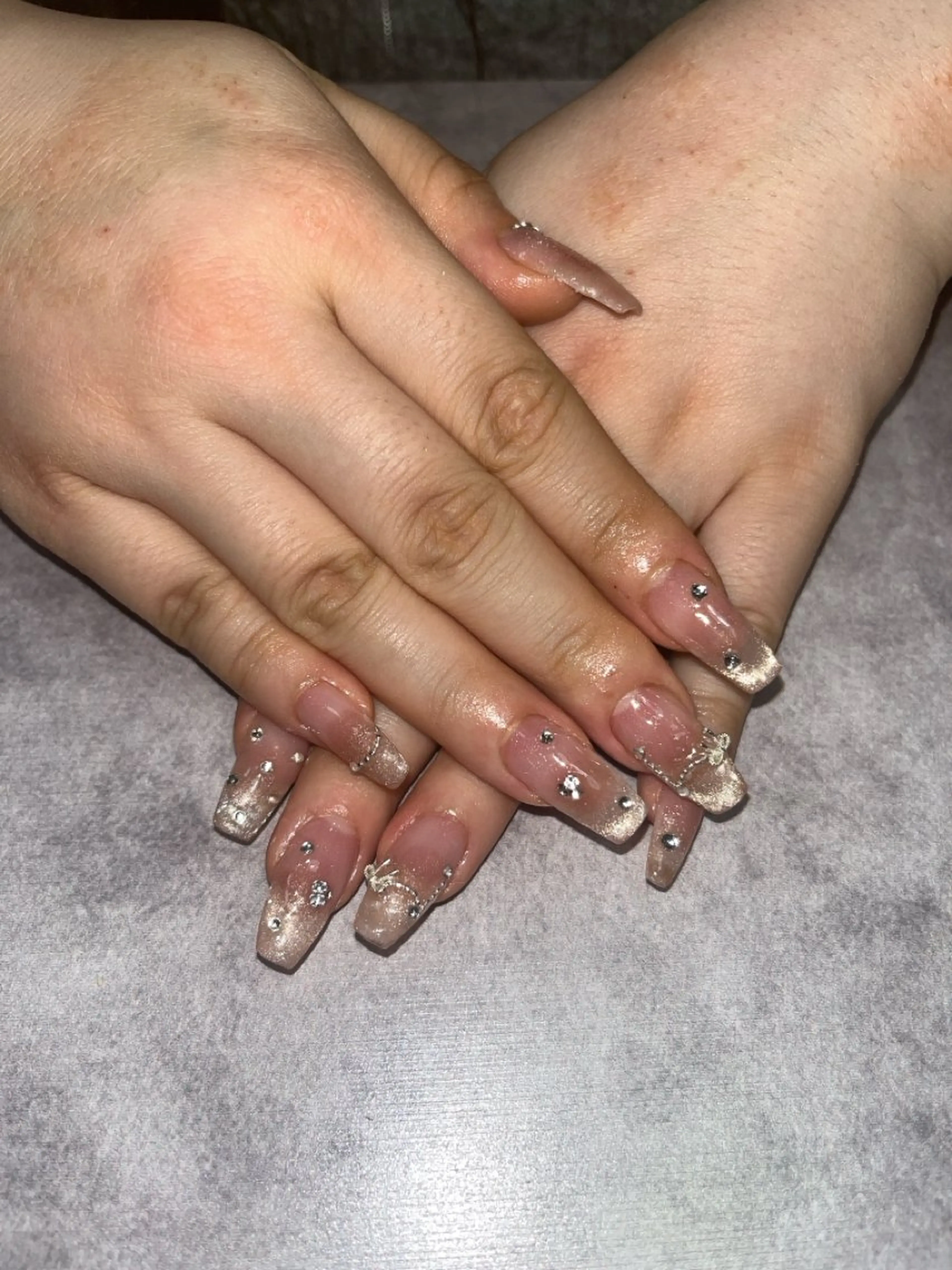 ネイル ハンドネイル rino  nail所属・坂 しおのネイルデザイン