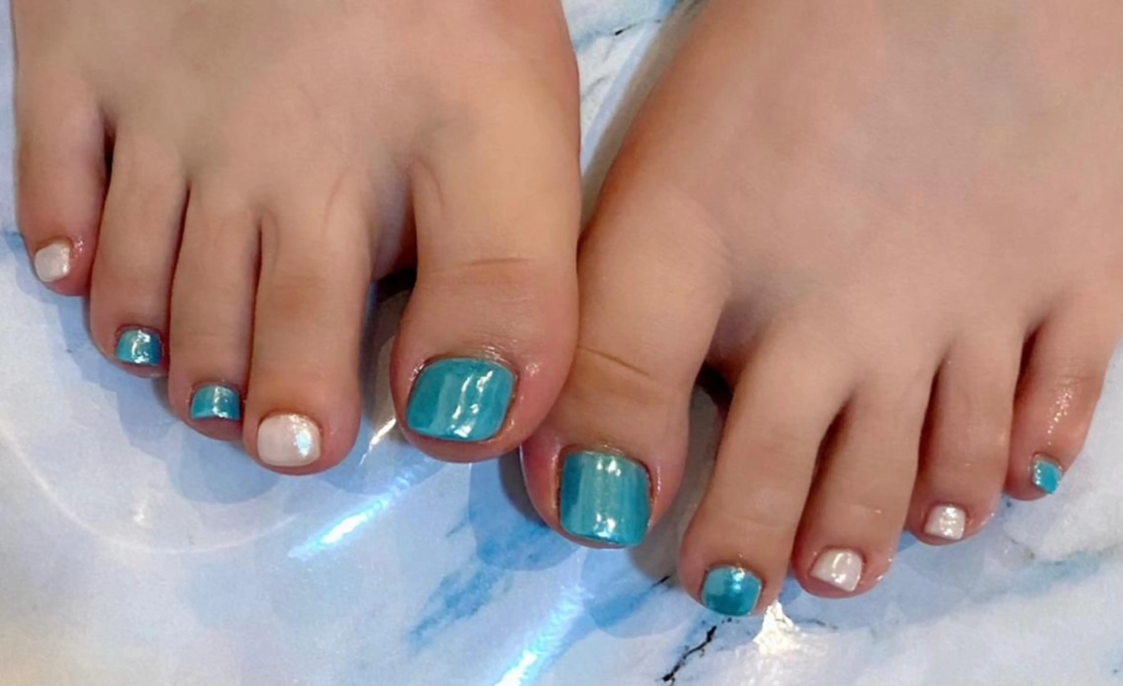 ネイル フットネイル Lino+ ネイル&よもぎ蒸しのネイルデザイン