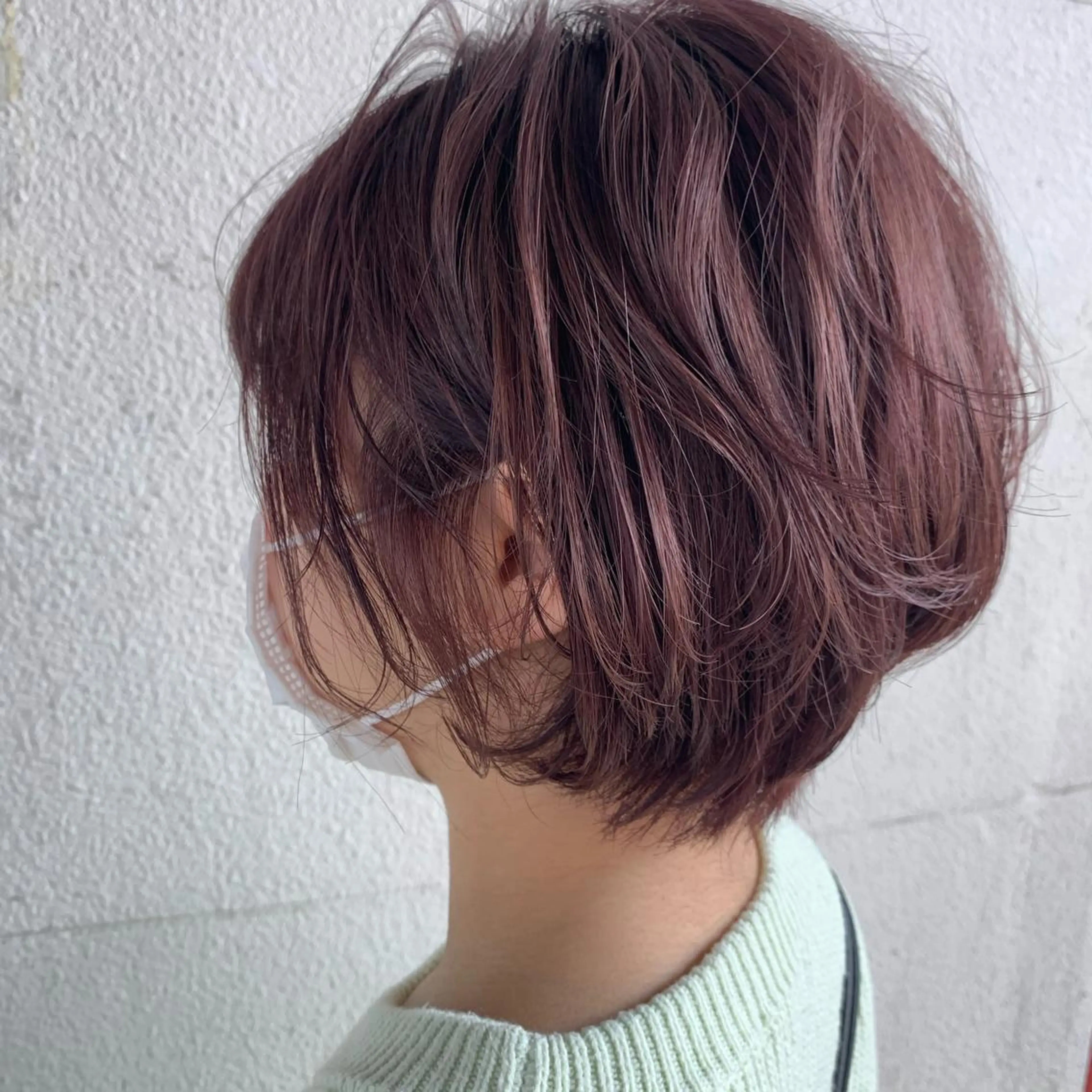 ショート 透明感カラー 金村真子のヘアスタイル