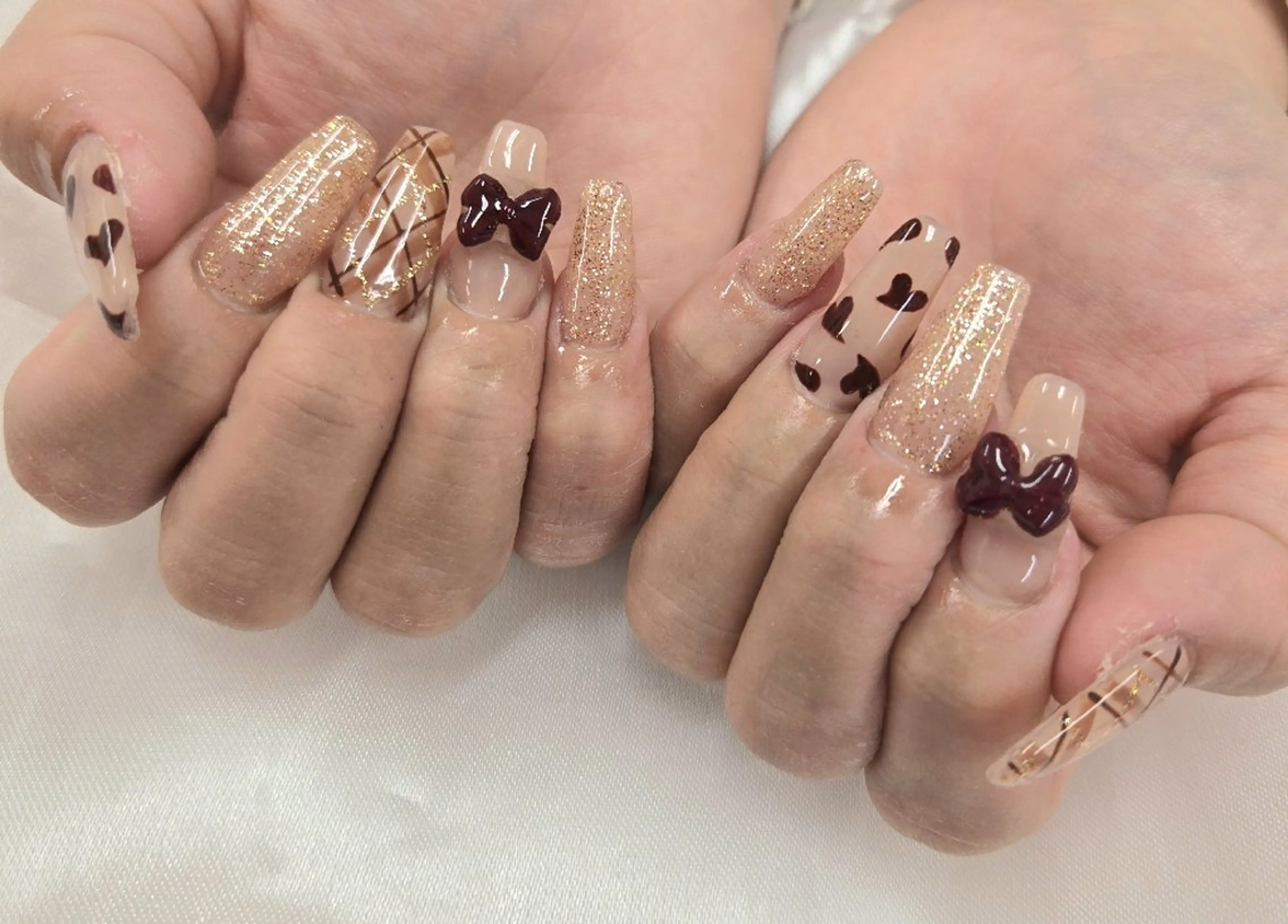 ネイル アートネイル オーロラネイル チークネイル ジェルネイル グラデーション ハンドネイル 河野ちえ (雑誌掲載サロン)のネイルデザイン