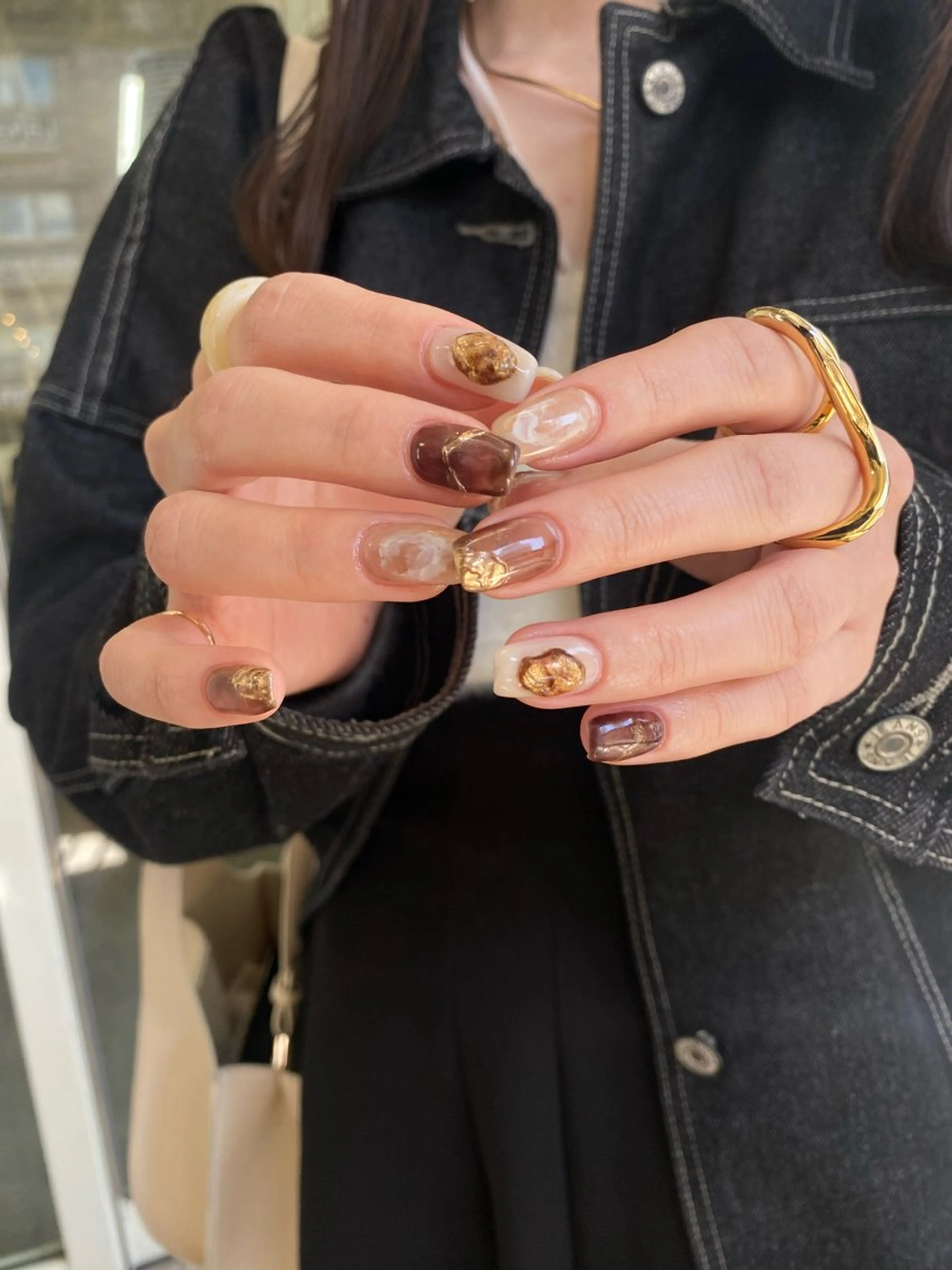 ネイル ブラウン 春ネイル ハンドネイル nable.所属・栗林 実莉のネイルデザイン