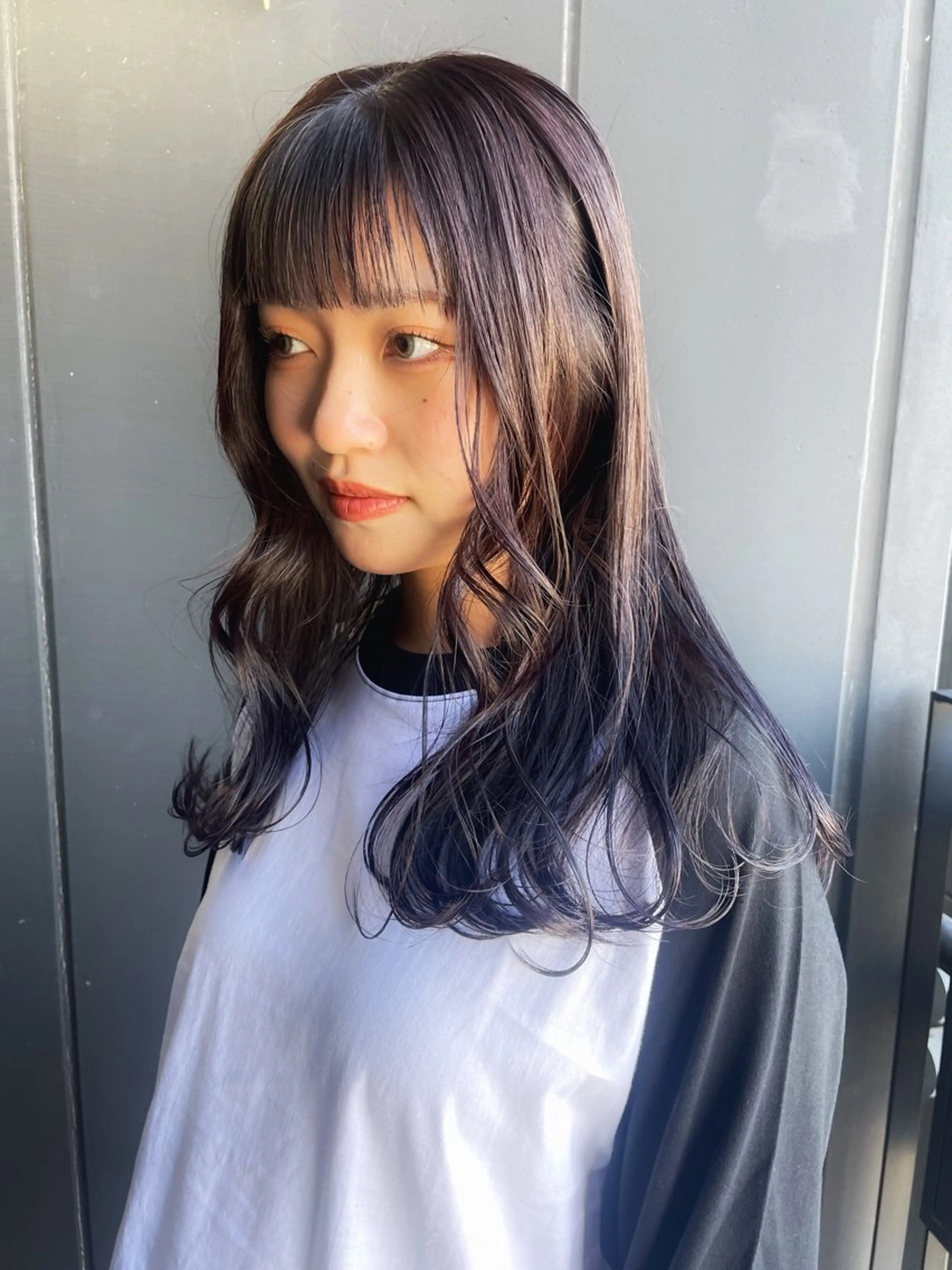 セミロング カラー ヘアアレンジ アッシュ 透明感カラー ダークグレー グレージュ ラベンダーカラー ヘアカラー トリートメント ヘアセット SALOWIN原宿ash店所属・理想のハイトーンへ 🌙サイダサキのヘアスタイル
