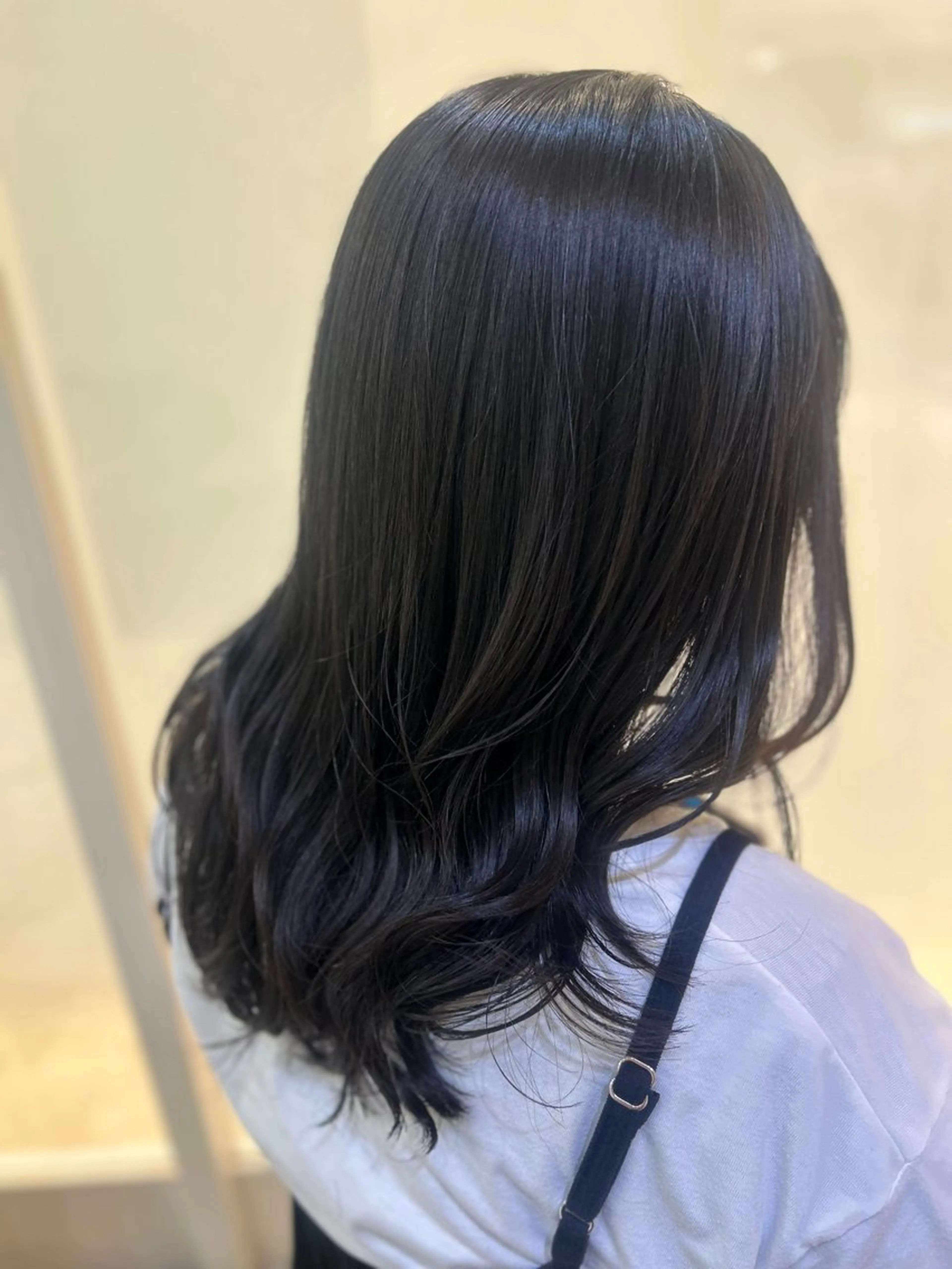 ミディアム カット トリートメント 艶質改善/縮毛矯正 ササキナツミのヘアスタイル