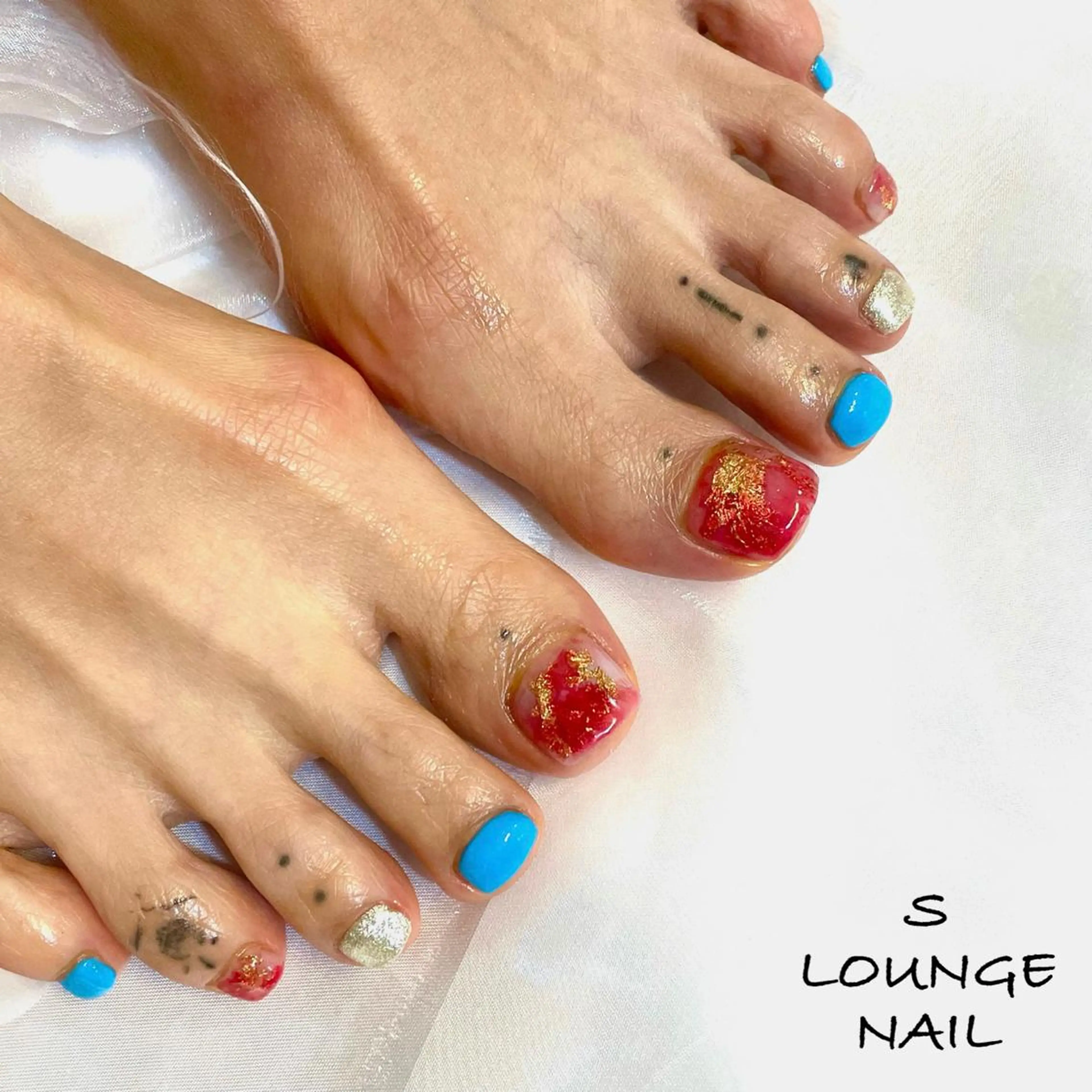 ネイル ニュアンスネイル ハンドネイル フットネイル S LOUNGE NAIL所属・パーツたくさん🍓 SUMIのネイルデザイン