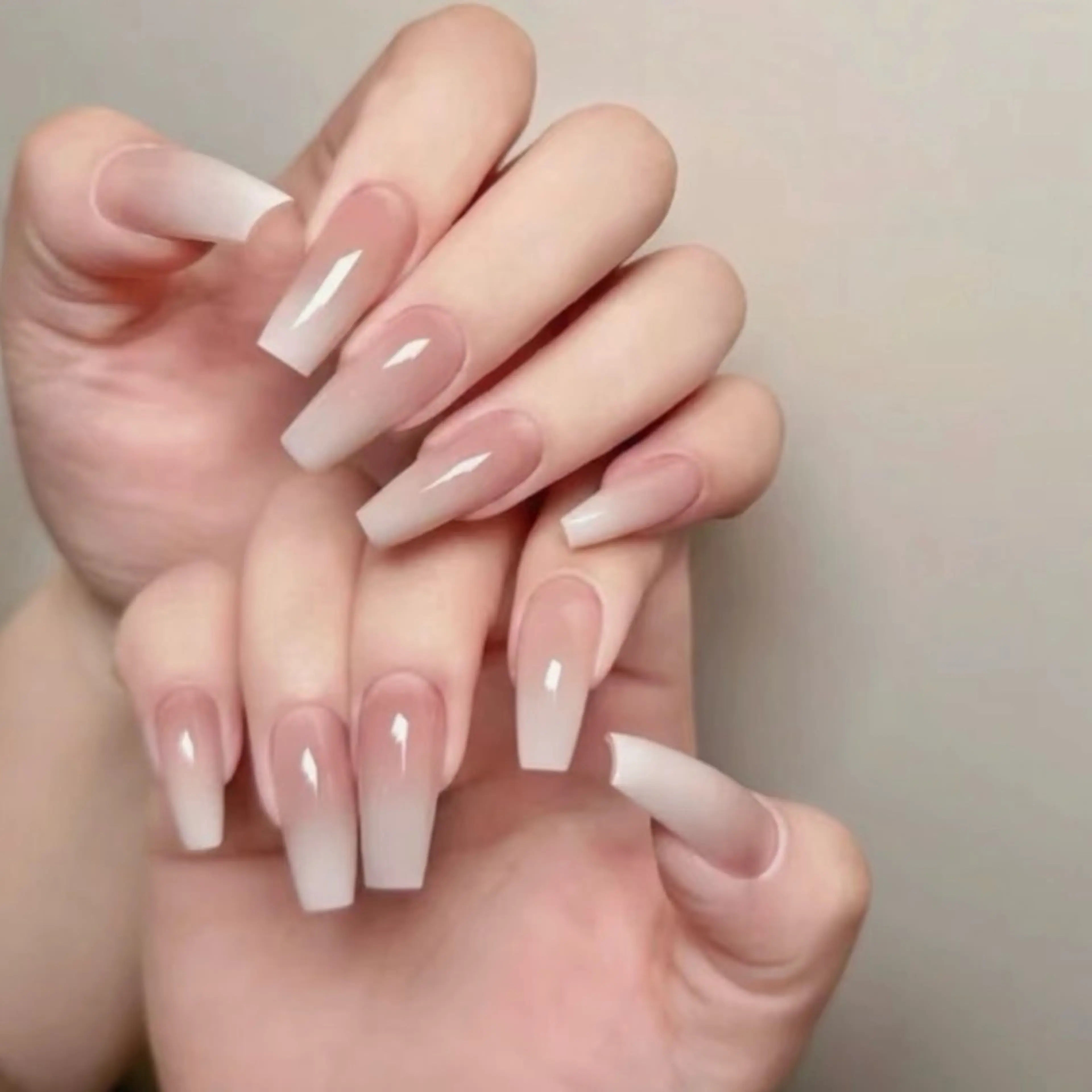 ネイル 🩷練習モデル 募集中🩷のネイルデザイン