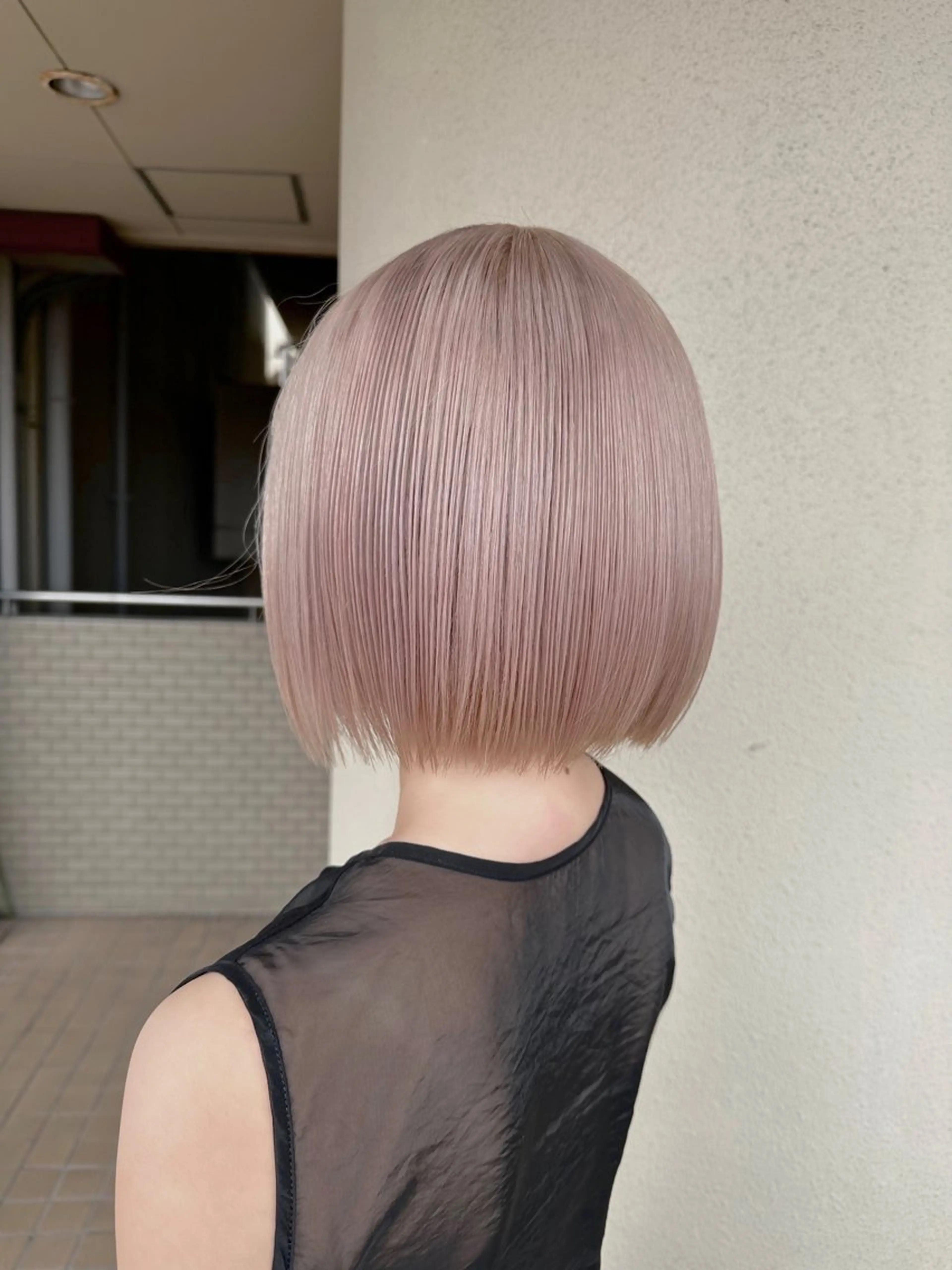 ショート カラー regalo 森重ユウのヘアスタイル