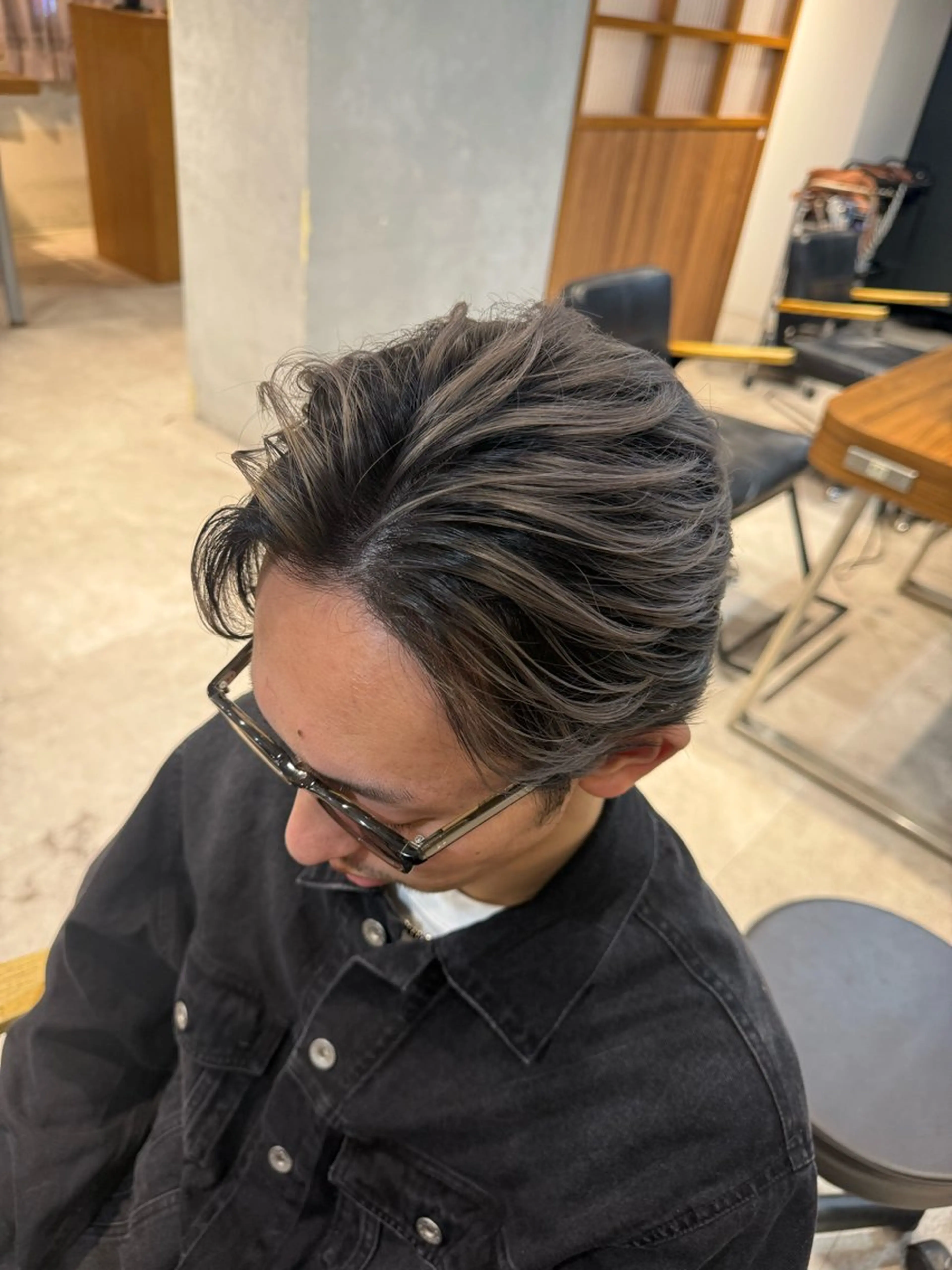 カラー メンズ カット ヘアカラー 岡本 太陽☀️のヘアスタイル