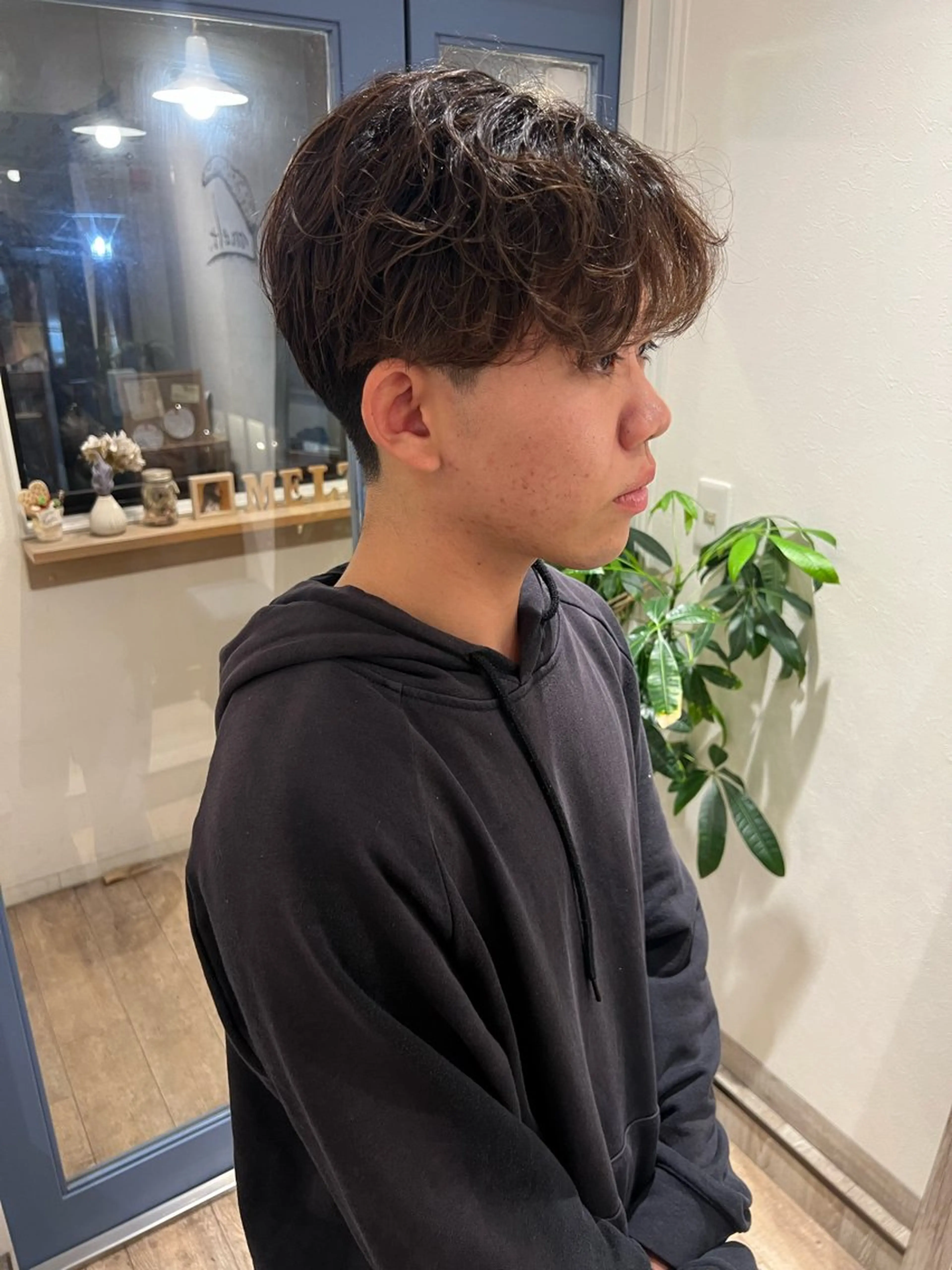 ミディアム パーマ メンズ ミディアムパーマ マッシュ メンズパーマ ニュアンスパーマ カット パーマ ヘッドスパ 💐美しいショート× パーマ💐早坂駆留のヘアスタイル