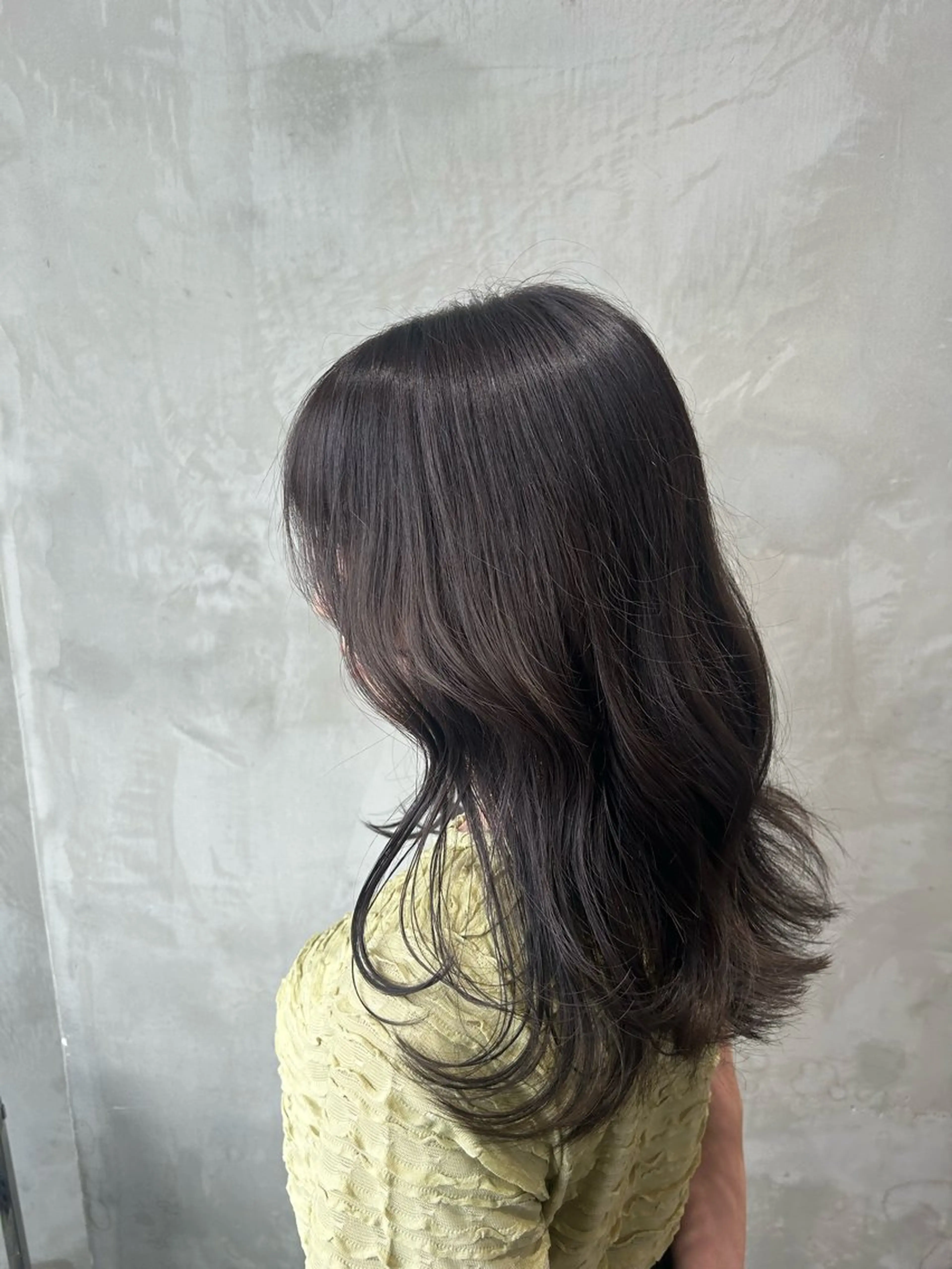 ミディアム カラー 透明感カラー グレージュ オリーブグレージュ オリーブグレー 渋谷/レイヤーボブ・ 韓国ボブ特化/楓のヘアスタイル