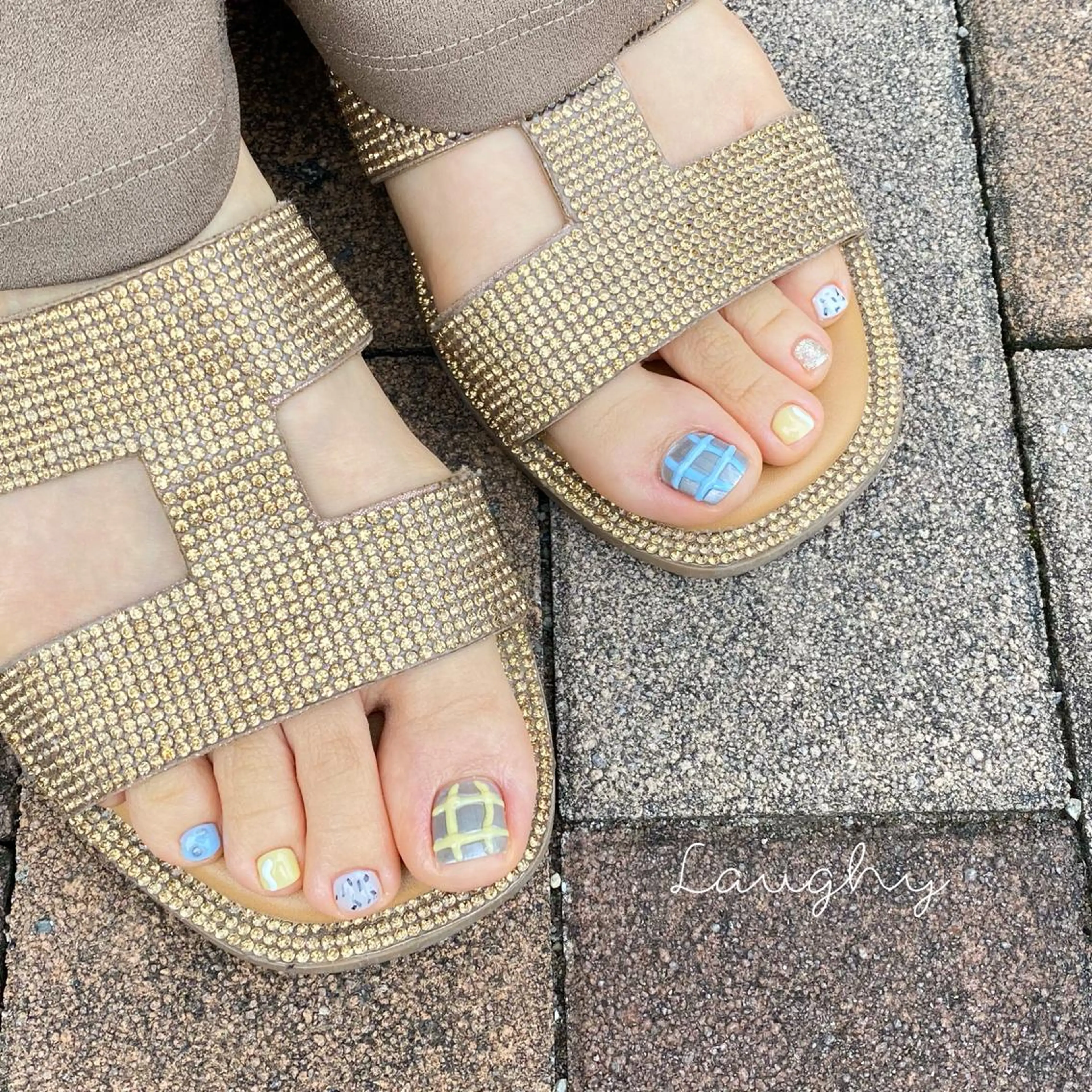 ネイル Nail Room Laughyのネイルデザイン