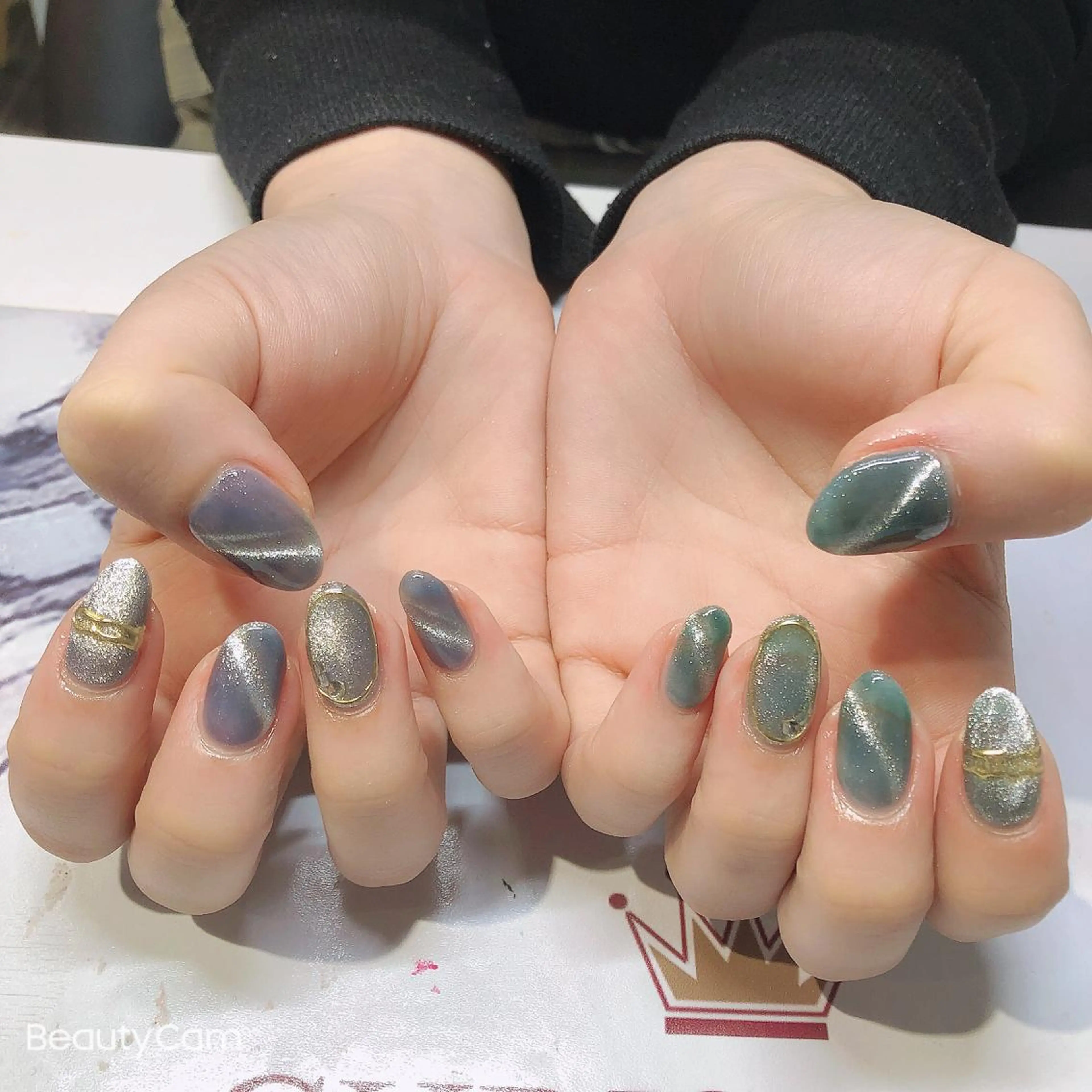 ネイル Guarendo錦糸町店所属・ガレンドウ 白澤 愛子のネイルデザイン