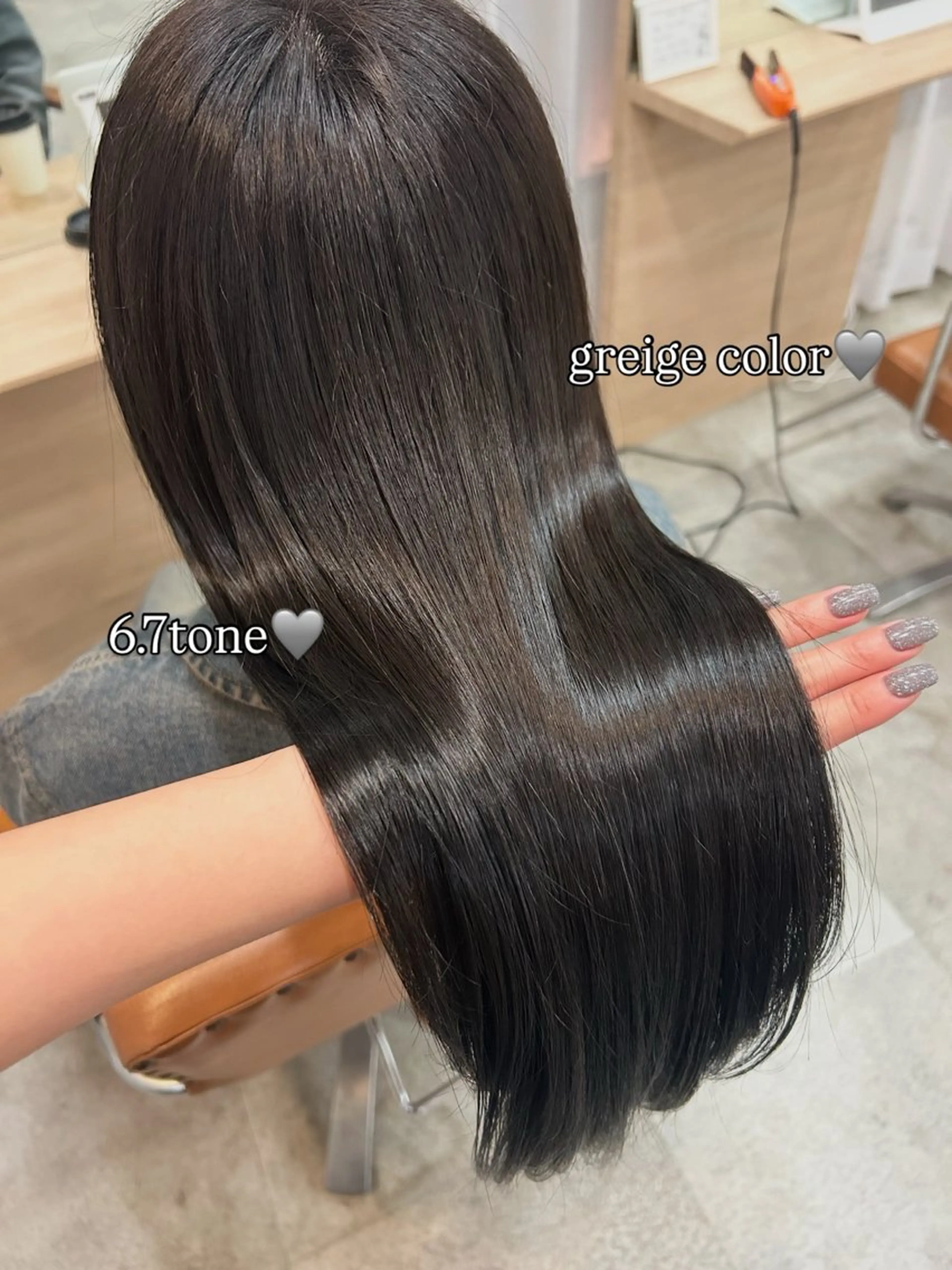 ロング ヘアカラー チナツ/透明感カラー /酸性縮毛のヘアスタイル