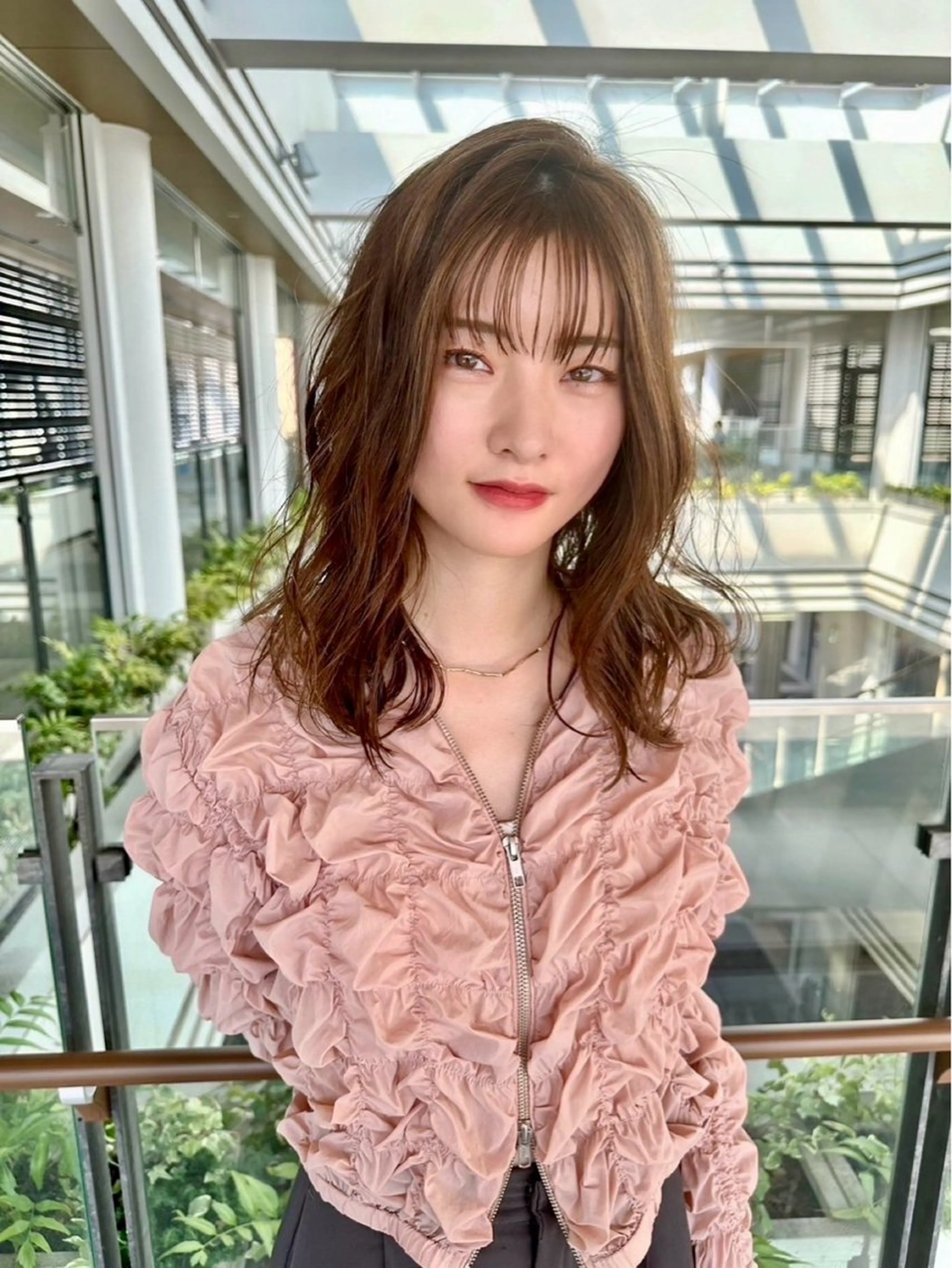 セミロング カラー ベージュカラー カット ヘアカラー トリートメント 榎元 成夫のヘアスタイル