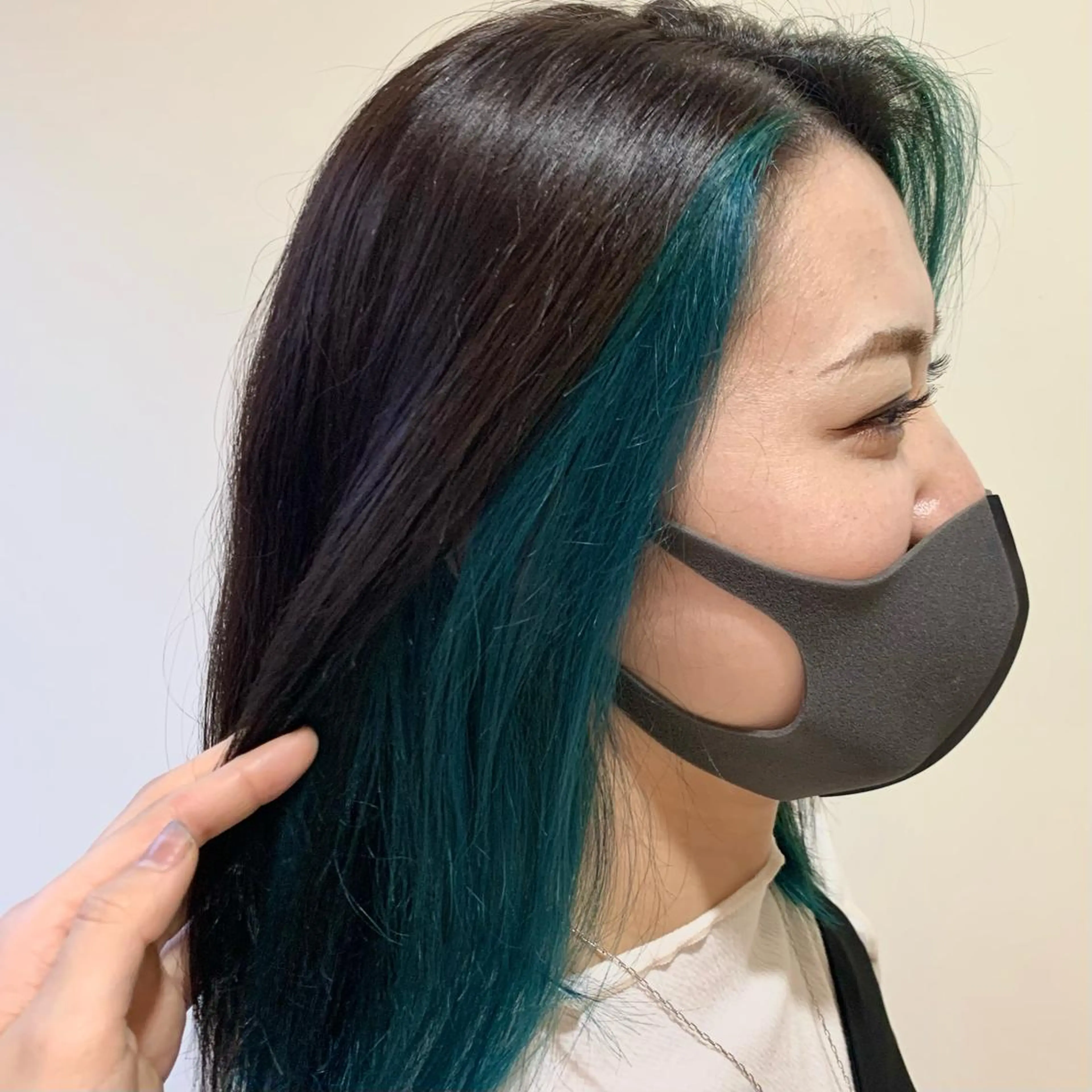 カラー noi MIKUのヘアスタイル