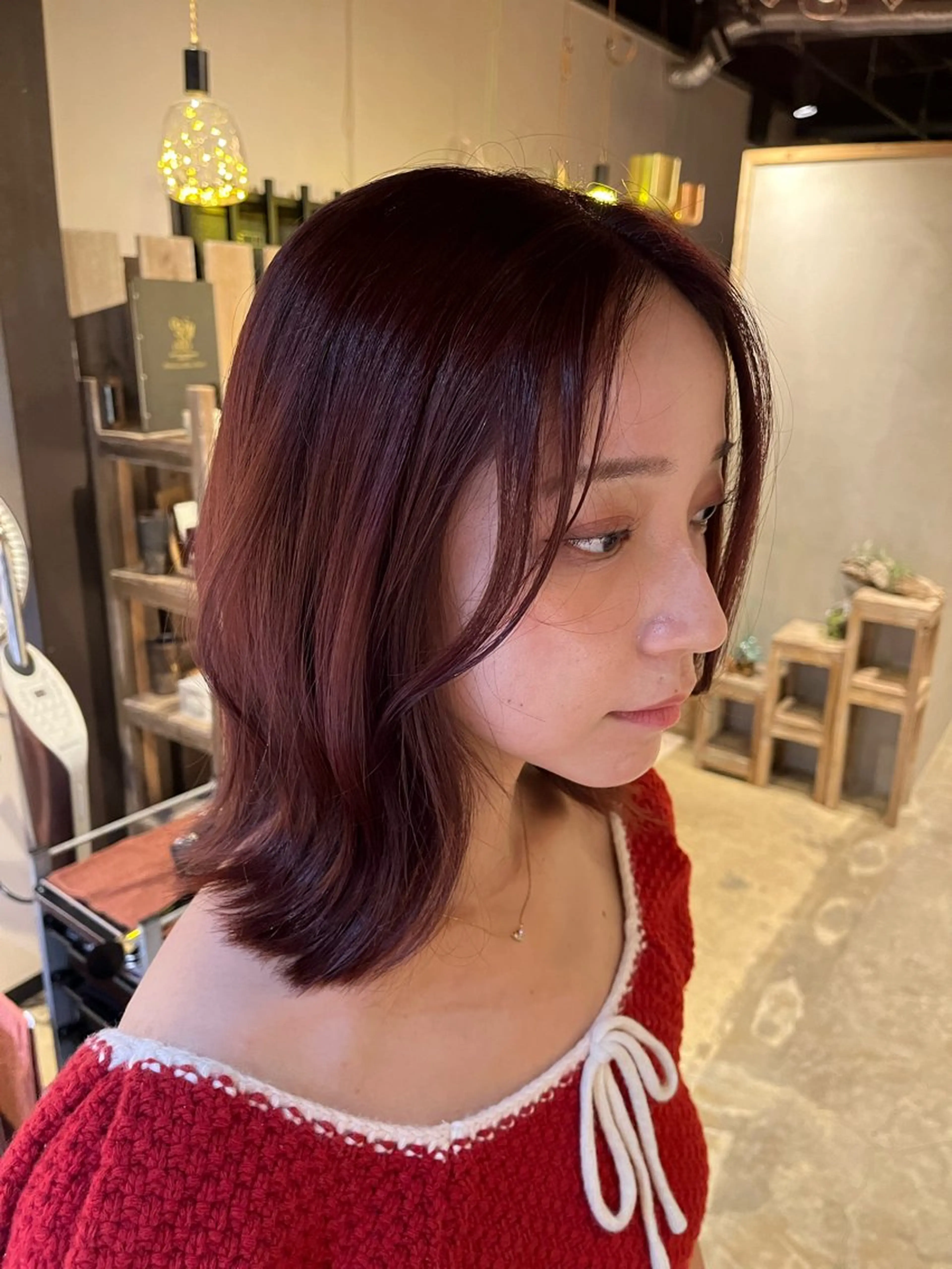 ミディアム カラー ピンクカラー レッドカラー 似合わせカット LoE[ロエ]桃井 香菜子のヘアスタイル