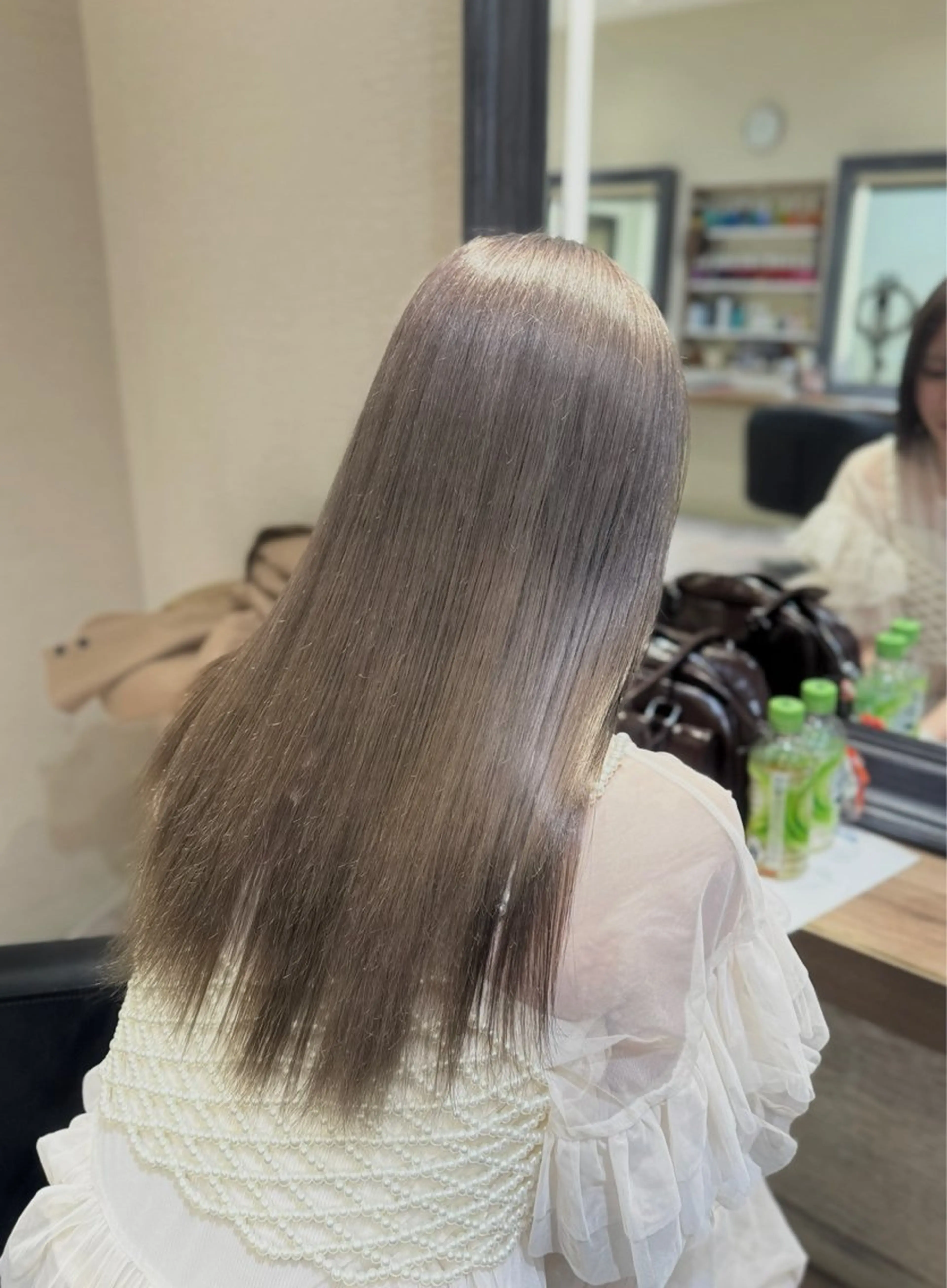 ロング カラー ヘアカラー トリートメント さら艶ストレート 🩶Suzuneのヘアスタイル