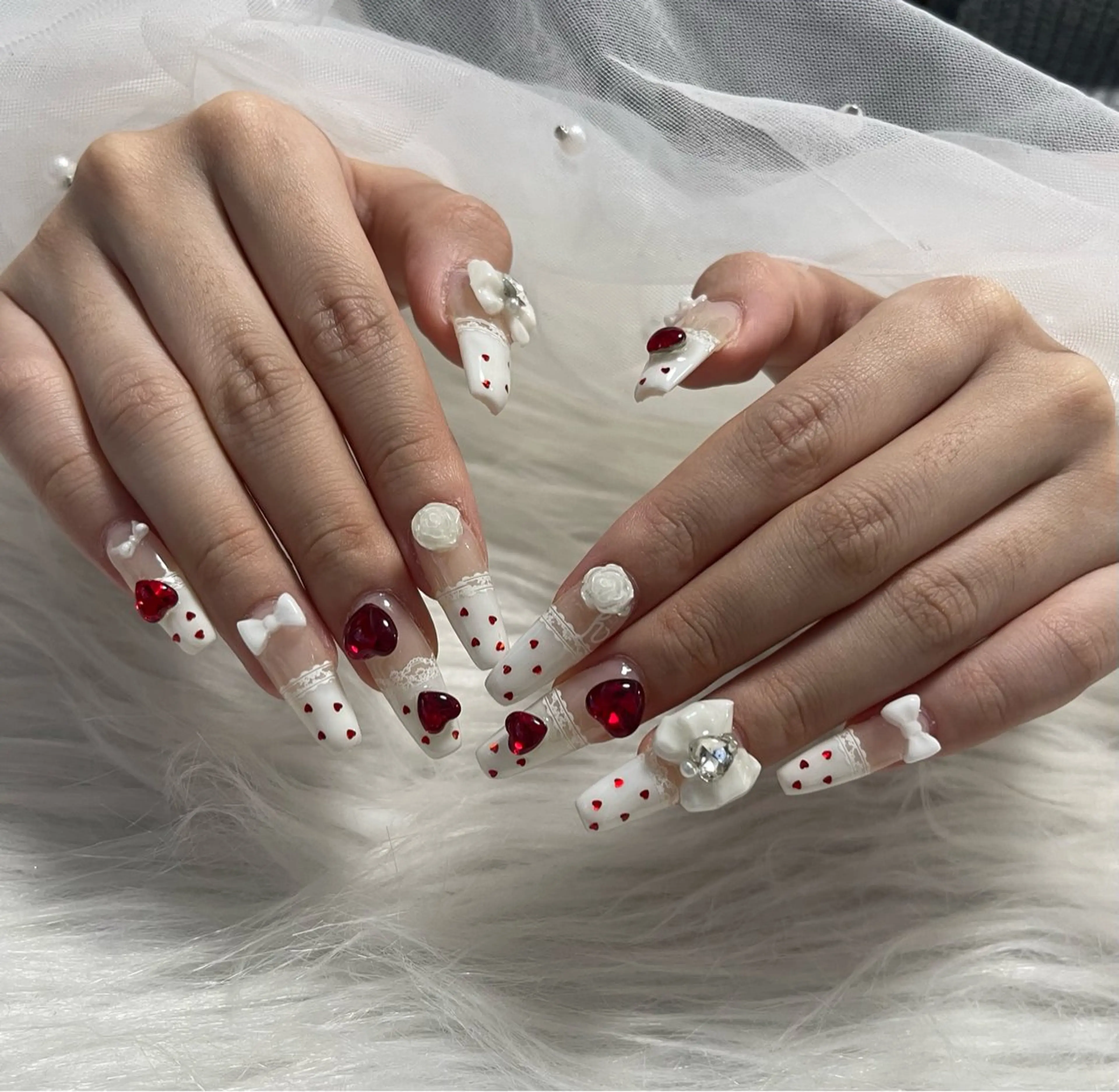 ネイル オーロラネイル クリアネイル フラッシュネイル ジェルネイル グラデーション ハンドネイル Kitty Nailのネイルデザイン