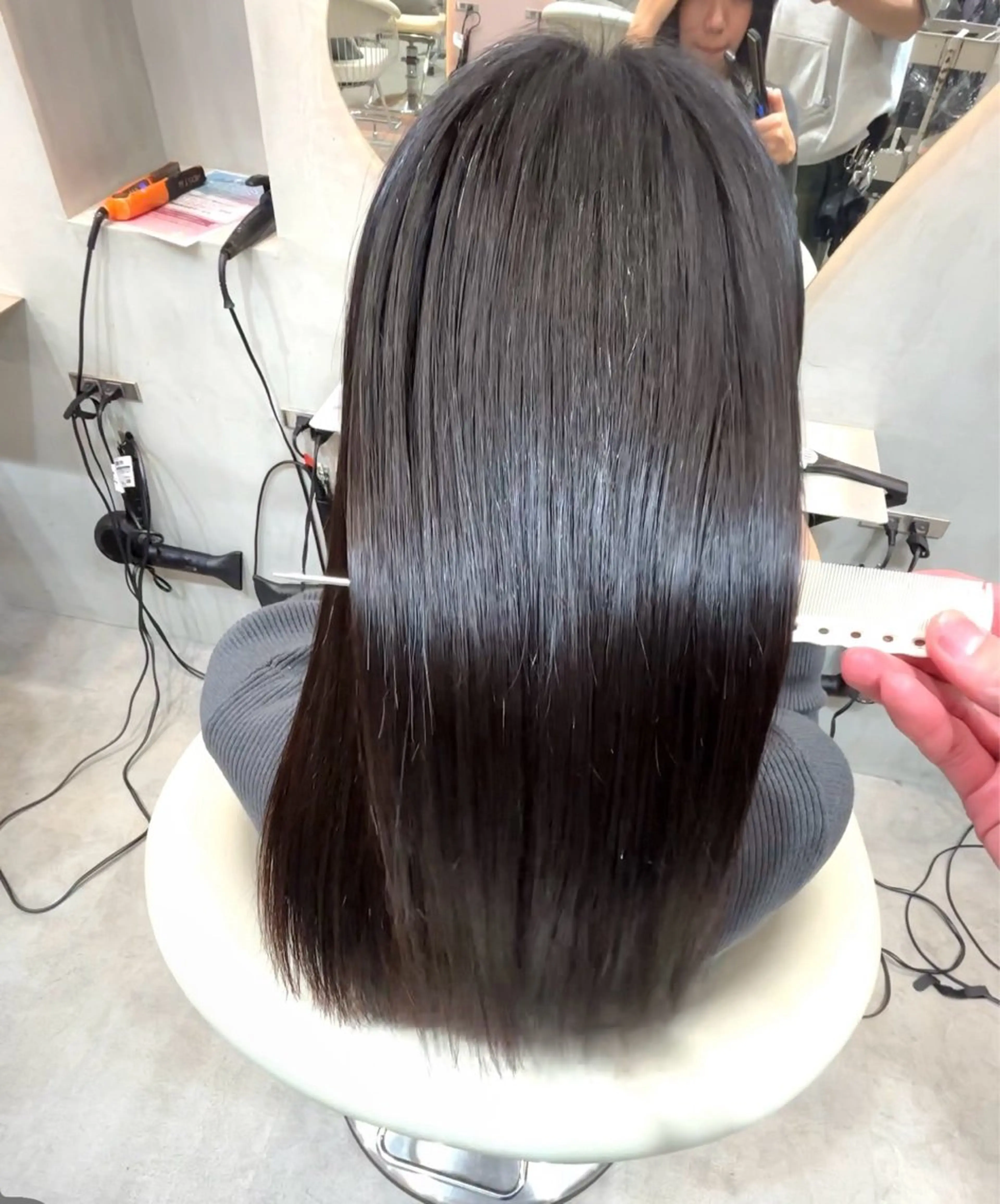 ロング ヘアアレンジ 髪質改善 縮毛矯正 カット 縮毛矯正 トリートメント 美髪矯正🫧/ 韓国ヘア/吉田光佑のヘアスタイル