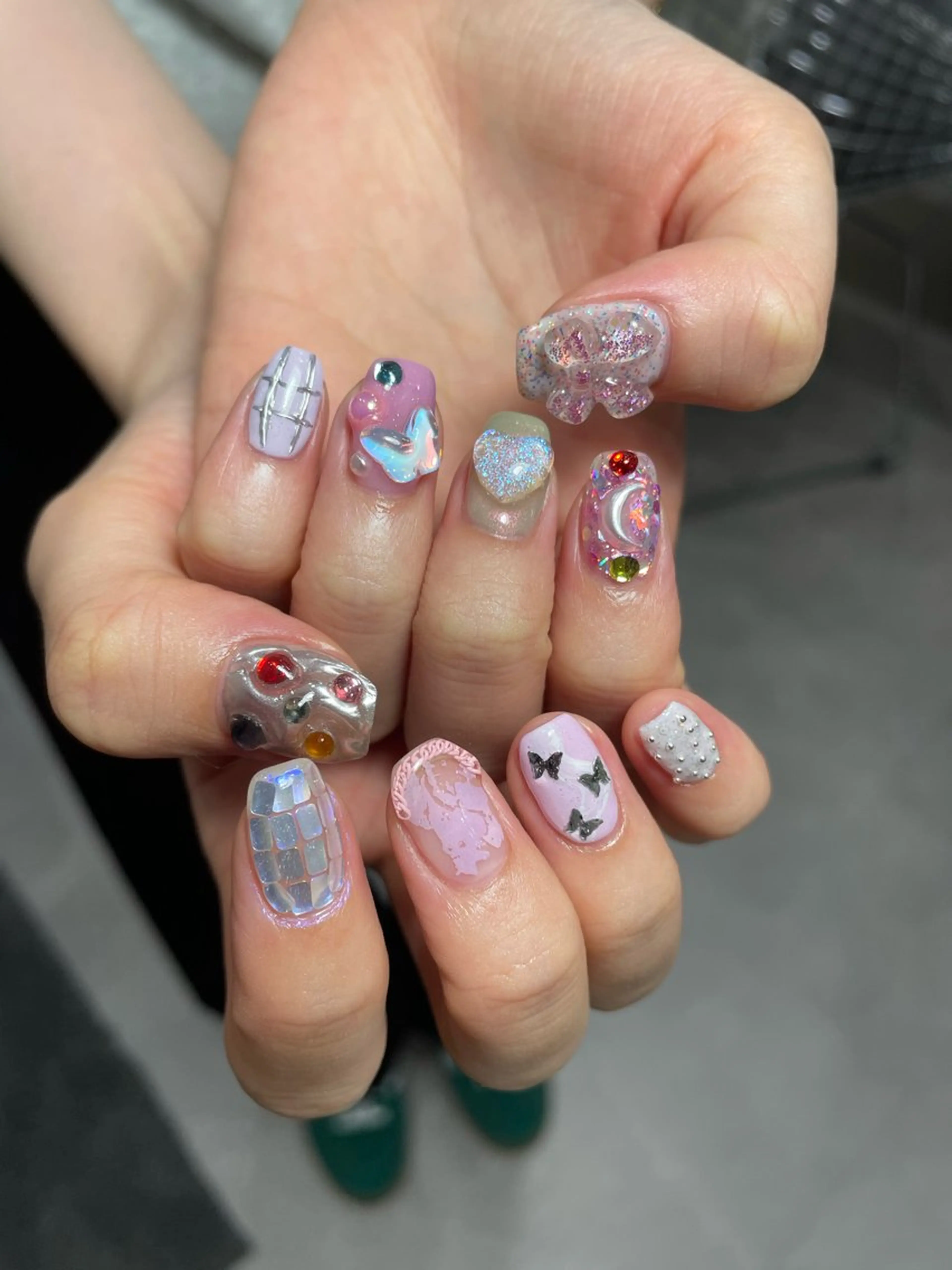 ネイル neouv所属・NEOUV NAILのネイルデザイン
