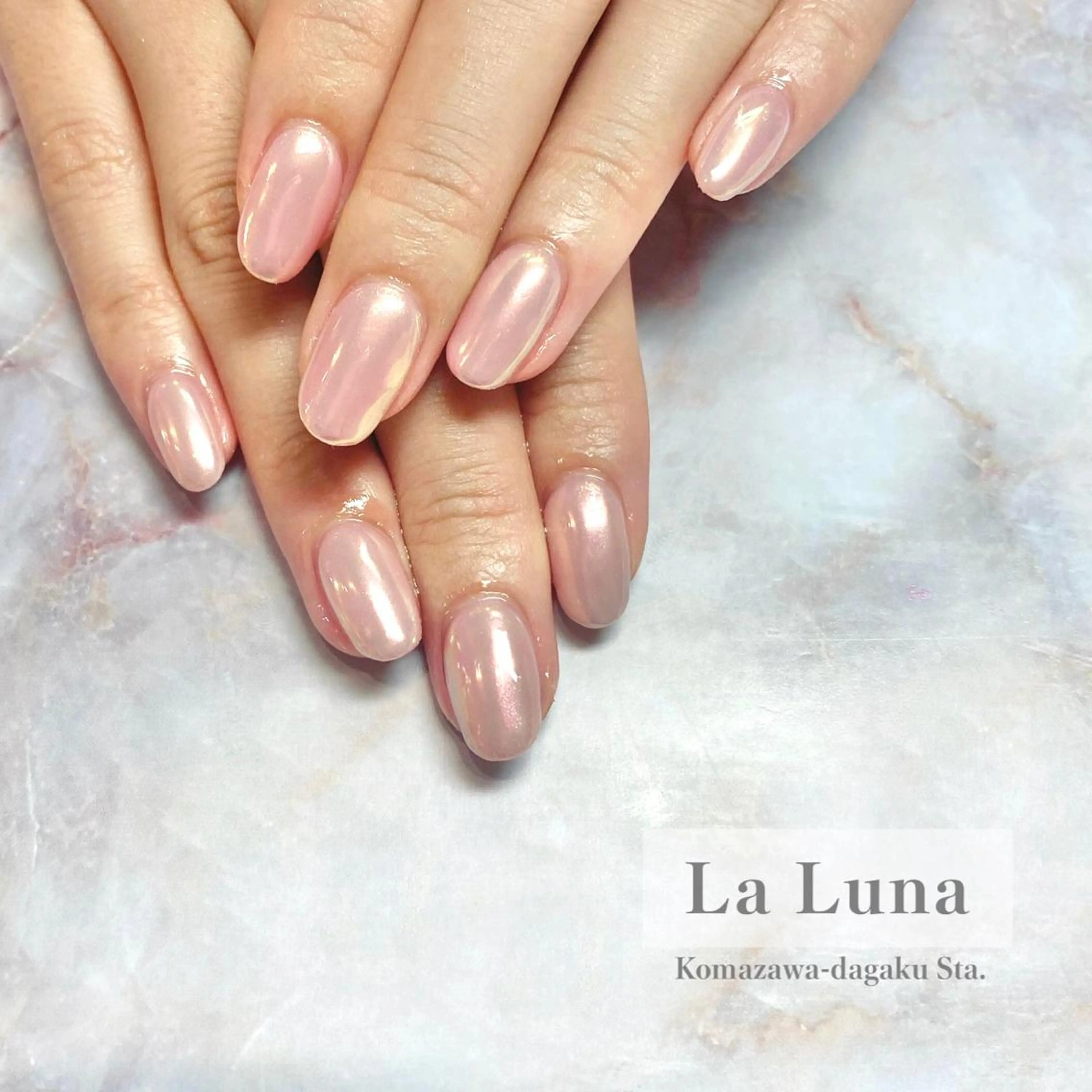 ネイル ミラーネイル ピンク ＬａＬｕｎａ🌙 natsukiのネイルデザイン