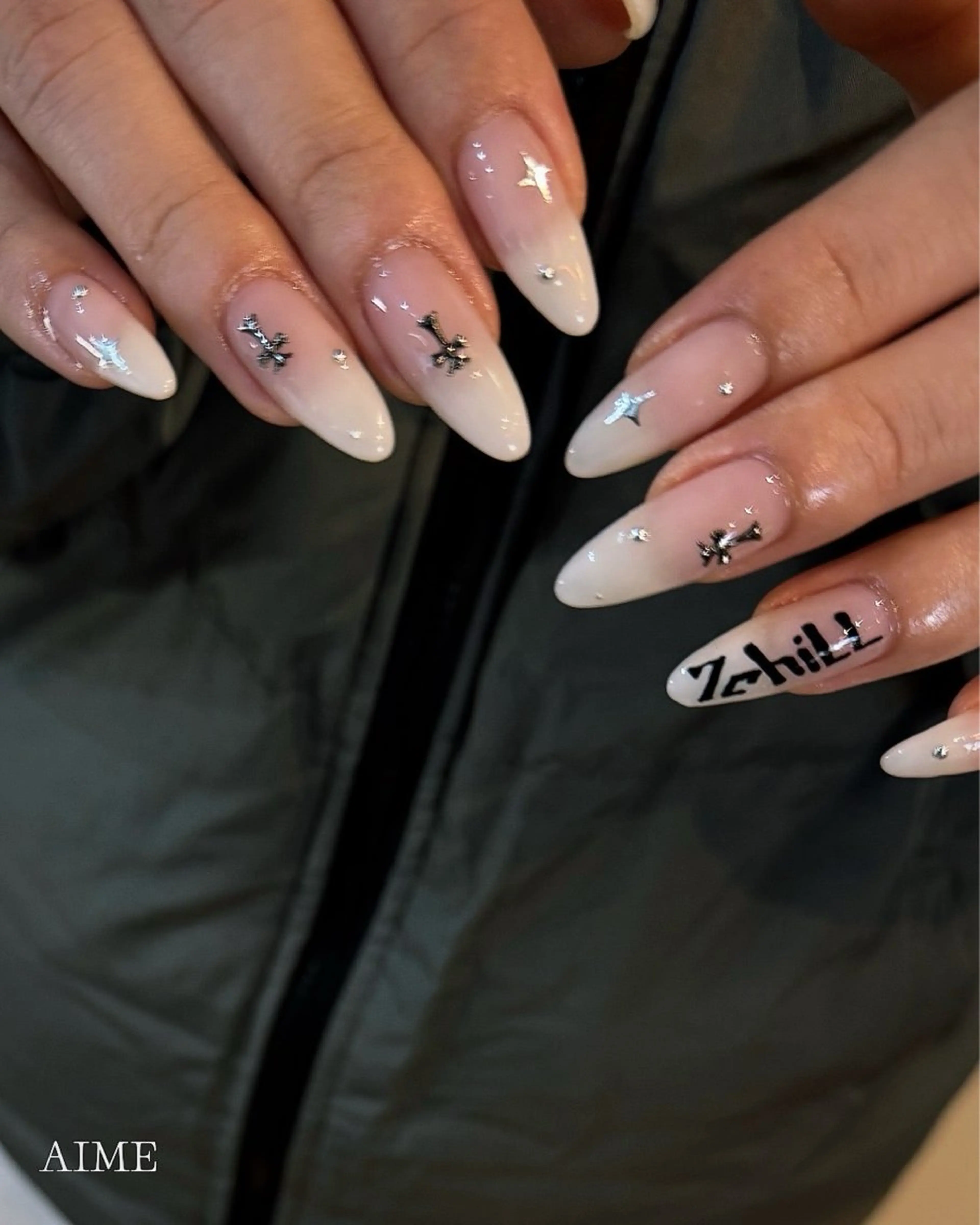 ネイル アートネイル ハンドネイル AIME （momo）のネイルデザイン