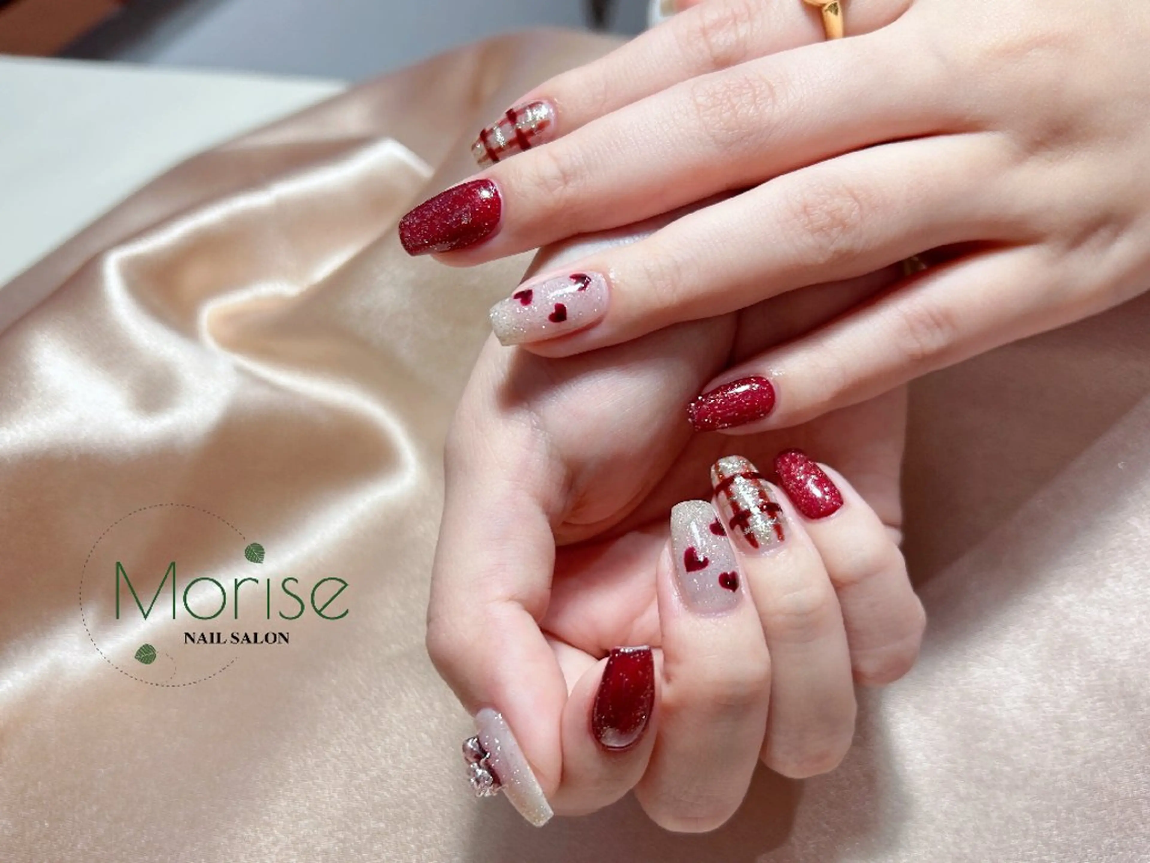 ネイル フットネイル フレンチネイル ジェルネイル ガラスフレンチ 韓国ネイル ハンドネイル ハンドケア MoriseNail 表参道のネイルデザイン