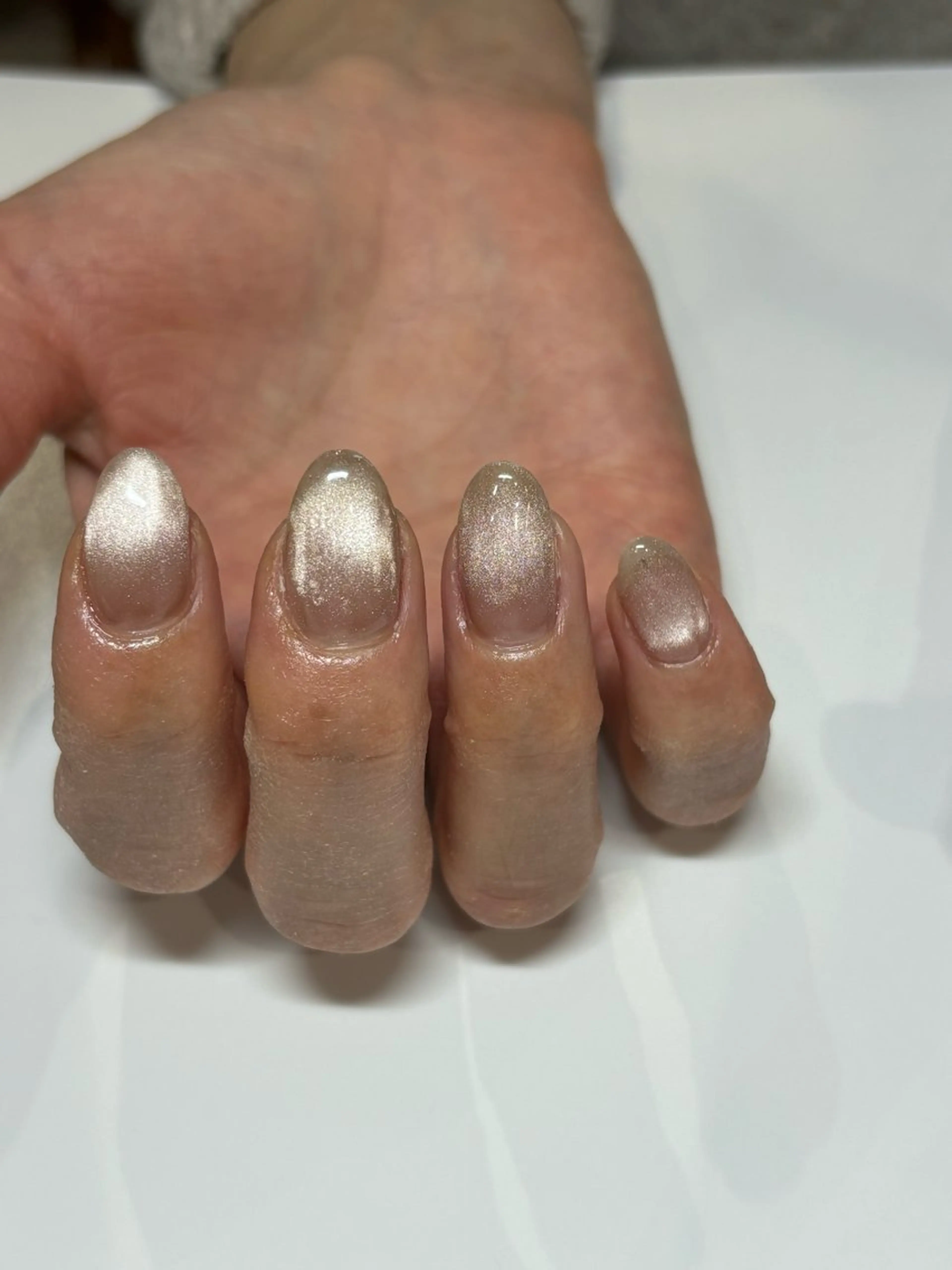 ネイル グラデーション マグネットネイル ハンドネイル 大阪狭山/klarm kanohaのエステ・リラクイメージ