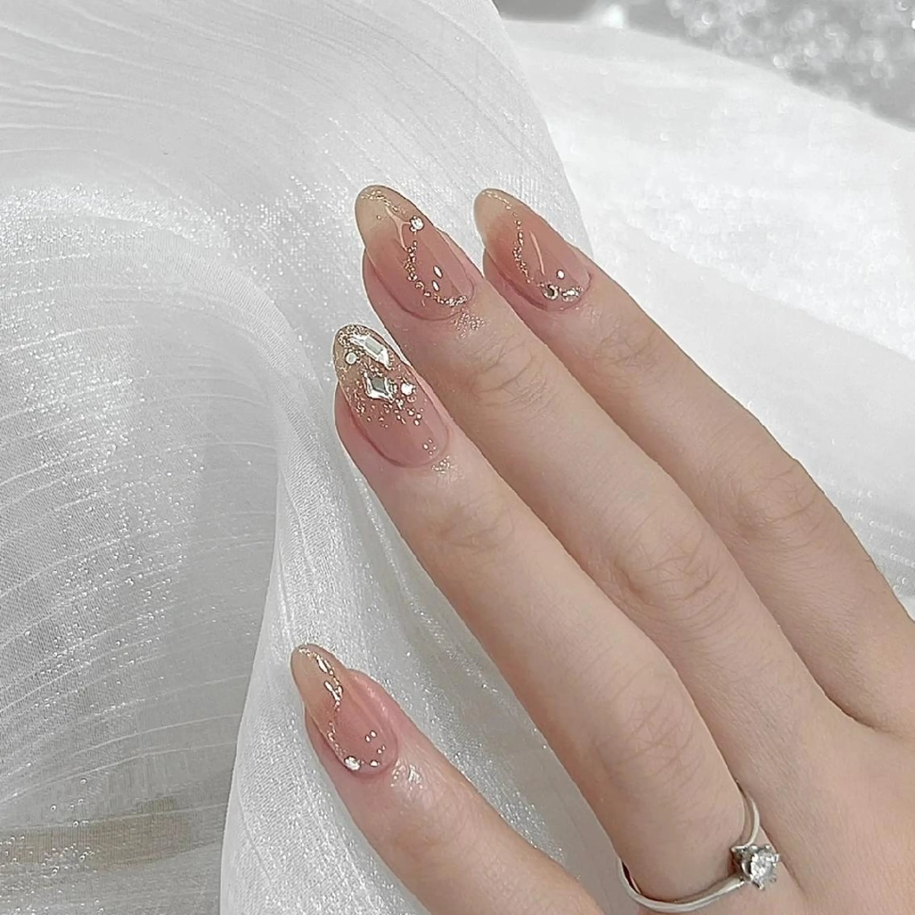 ネイル ネイリストゆか💅 長さだし、深爪矯正のネイルデザイン