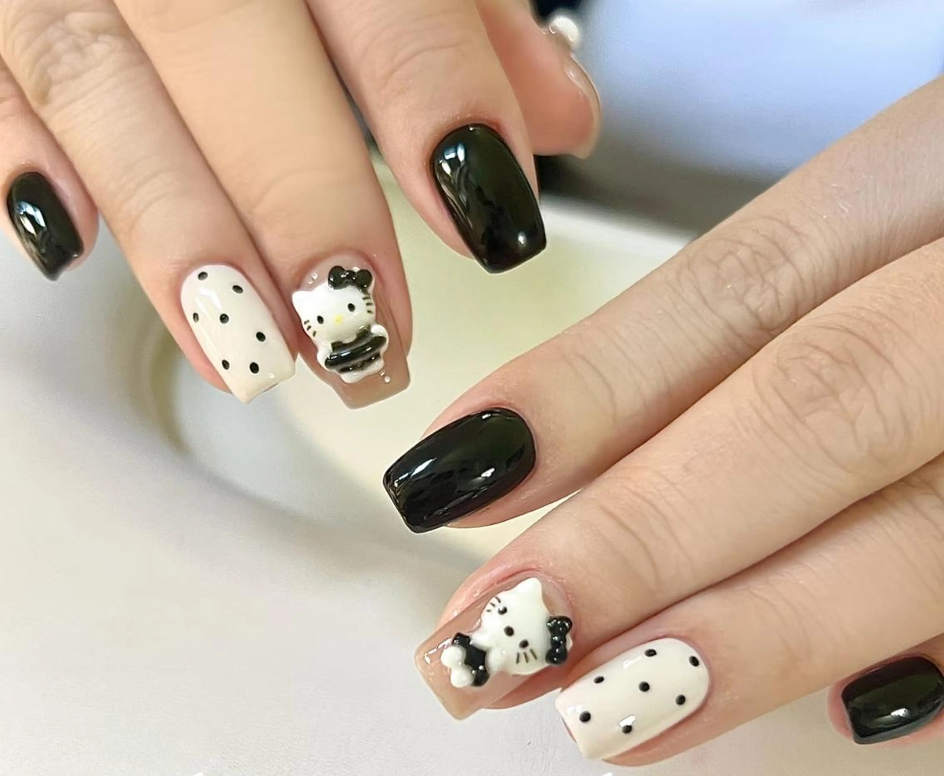 ネイル ハンドネイル 🎀 Ayaka_nailのネイルデザイン