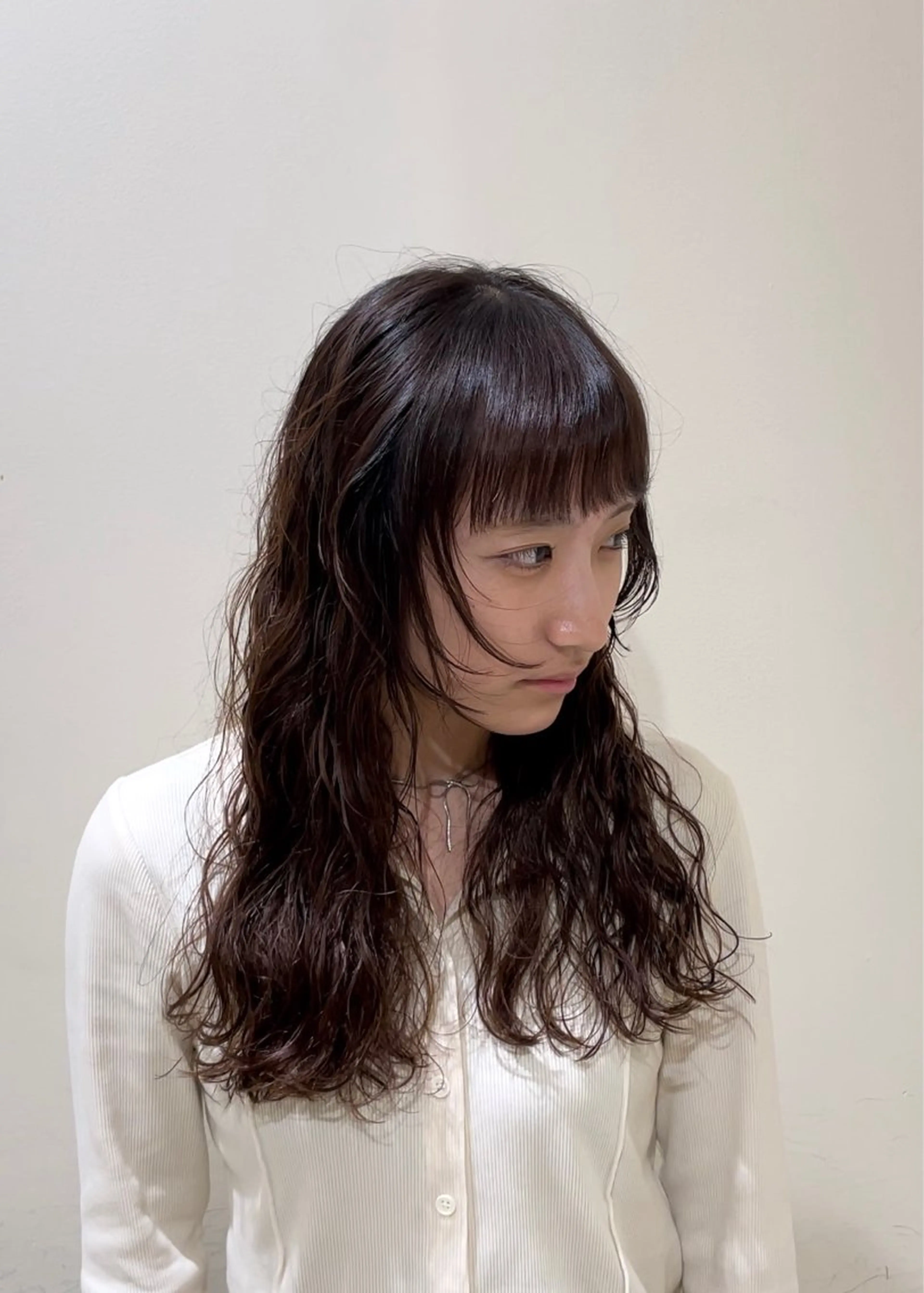 ロング パーマ 大石 陽菜のヘアスタイル