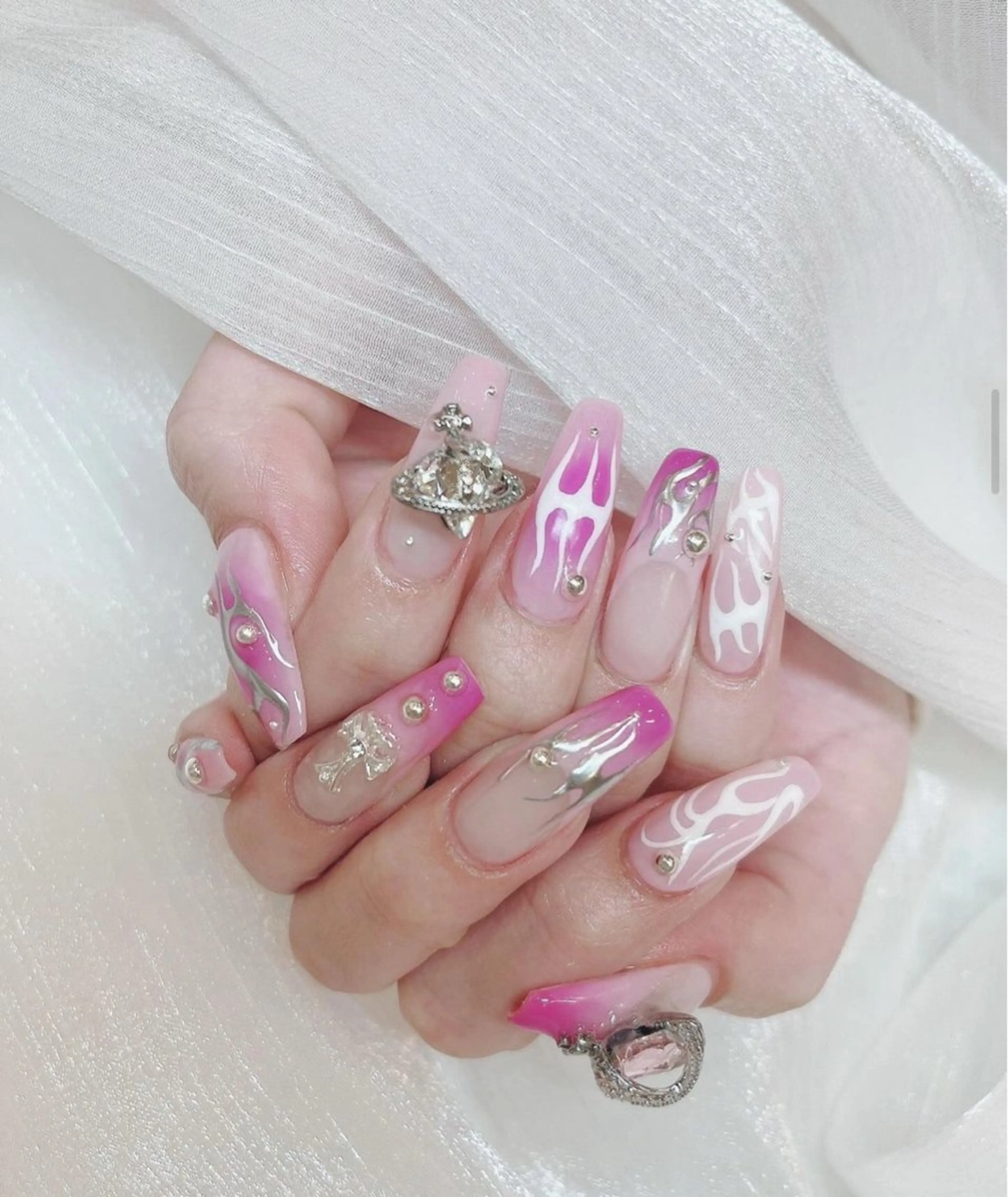 ネイル ハンドネイル ハンドケア 当日予約可能💜 アキラのその他イメージ