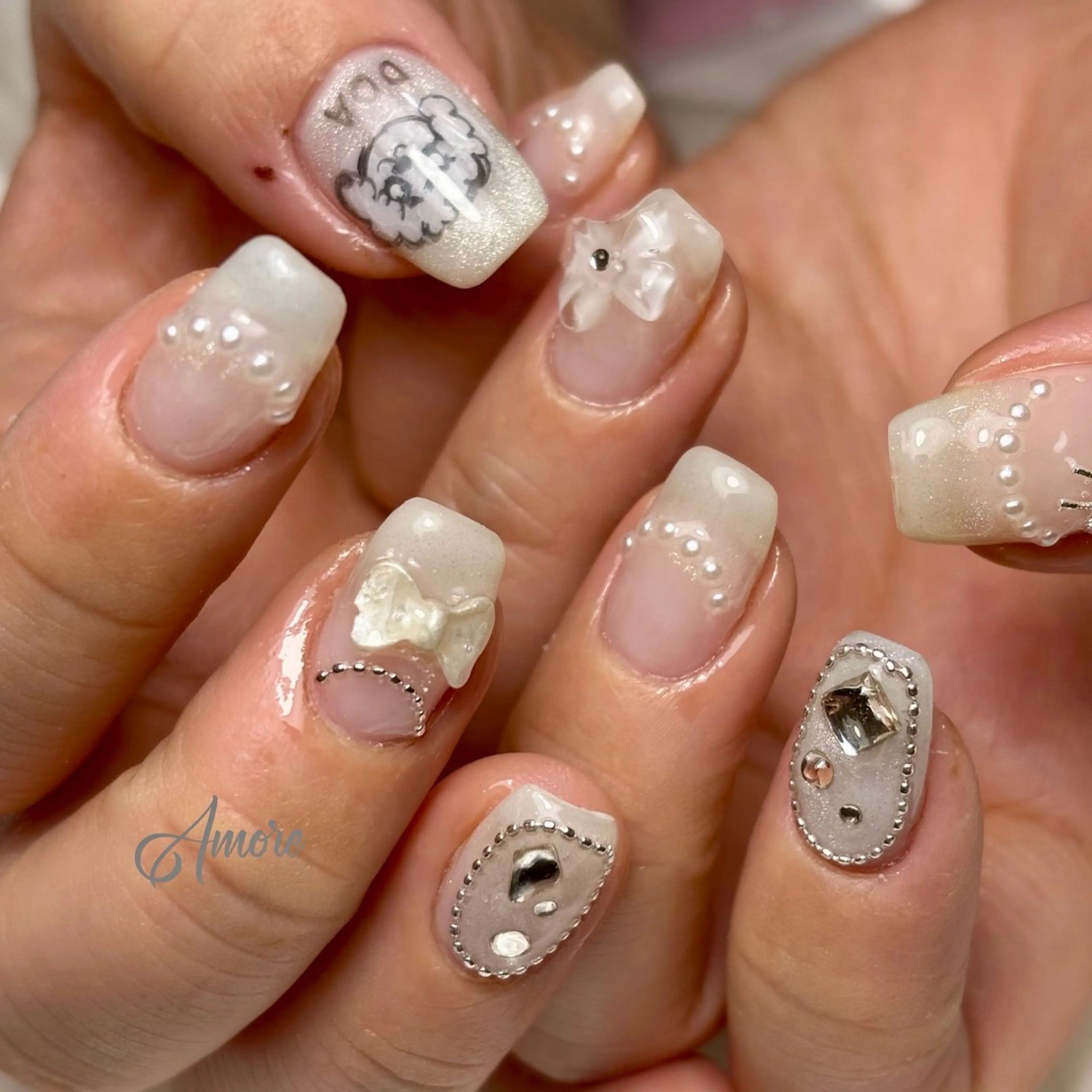 ネイル ジェルネイル キラキラネイル 韓国ネイル マグネットネイル パラジェル You kyehwaのネイルデザイン