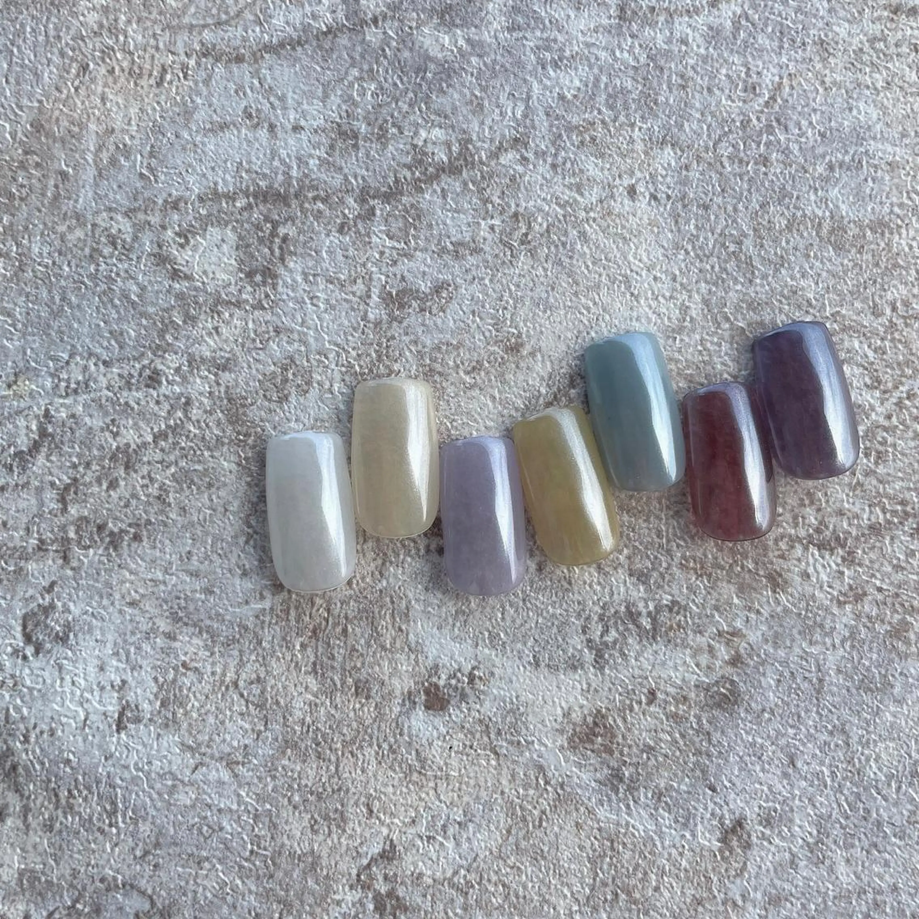 ネイル ホワイト lilbondir. chiharuのネイルデザイン