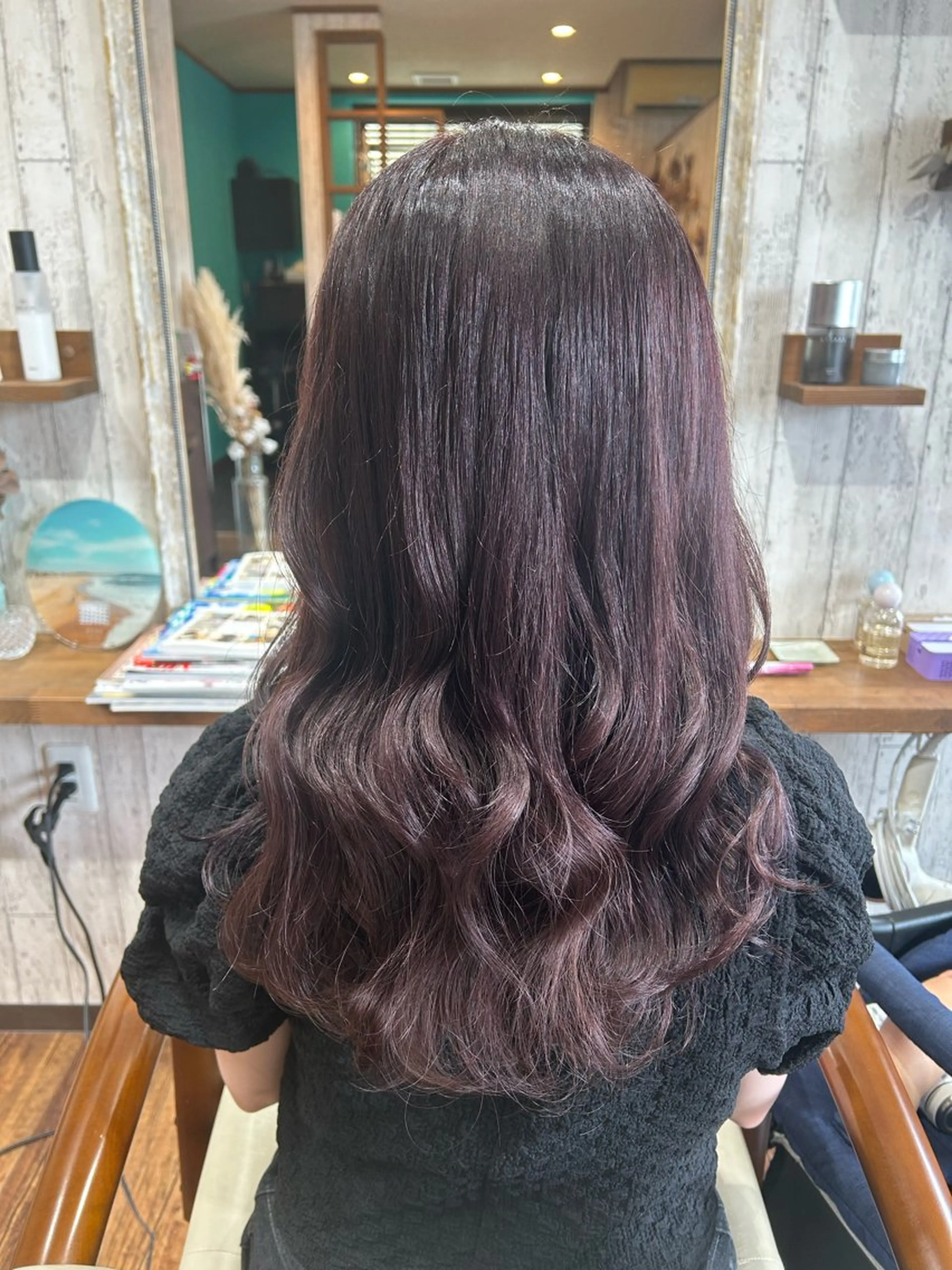 セミロング カラー 早坂 さくらのヘアスタイル