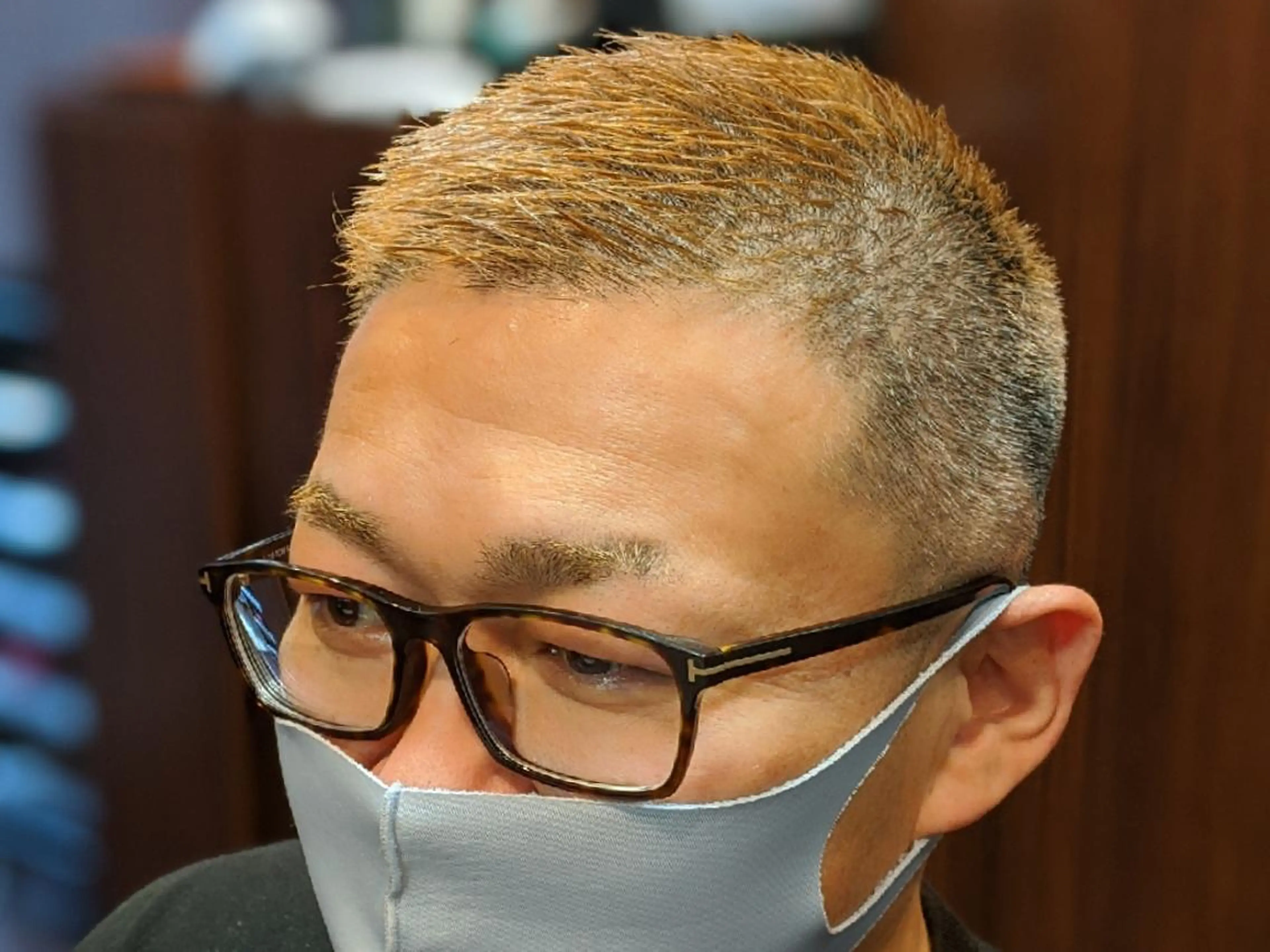 ショート カラー 田知本 遼のヘアスタイル