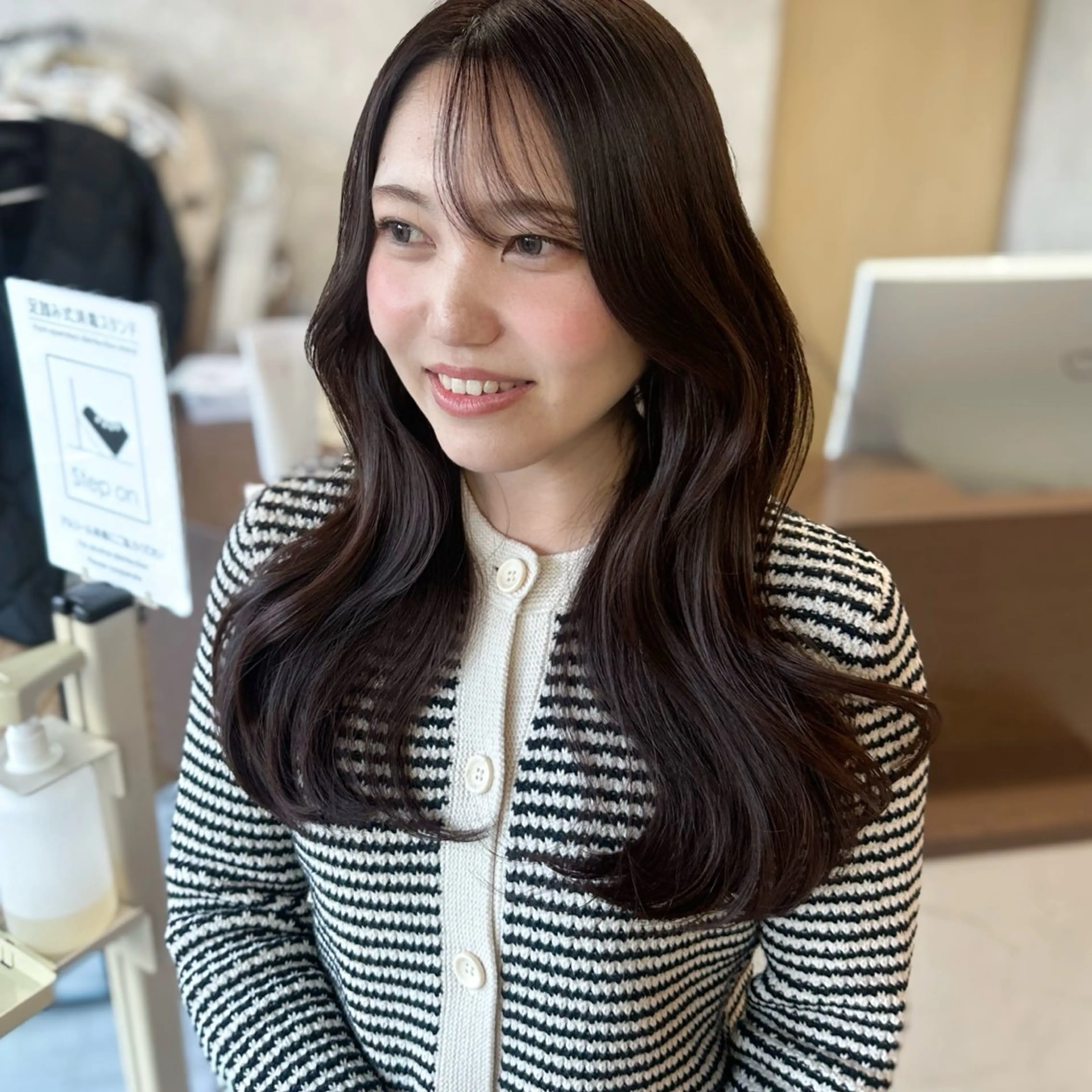 ロング カラー ブラウンカラー ラベンダーカラー 韓国風ヘア レイヤーカット カット ヘアカラー トリートメント 高橋 みく/ minimのヘアスタイル