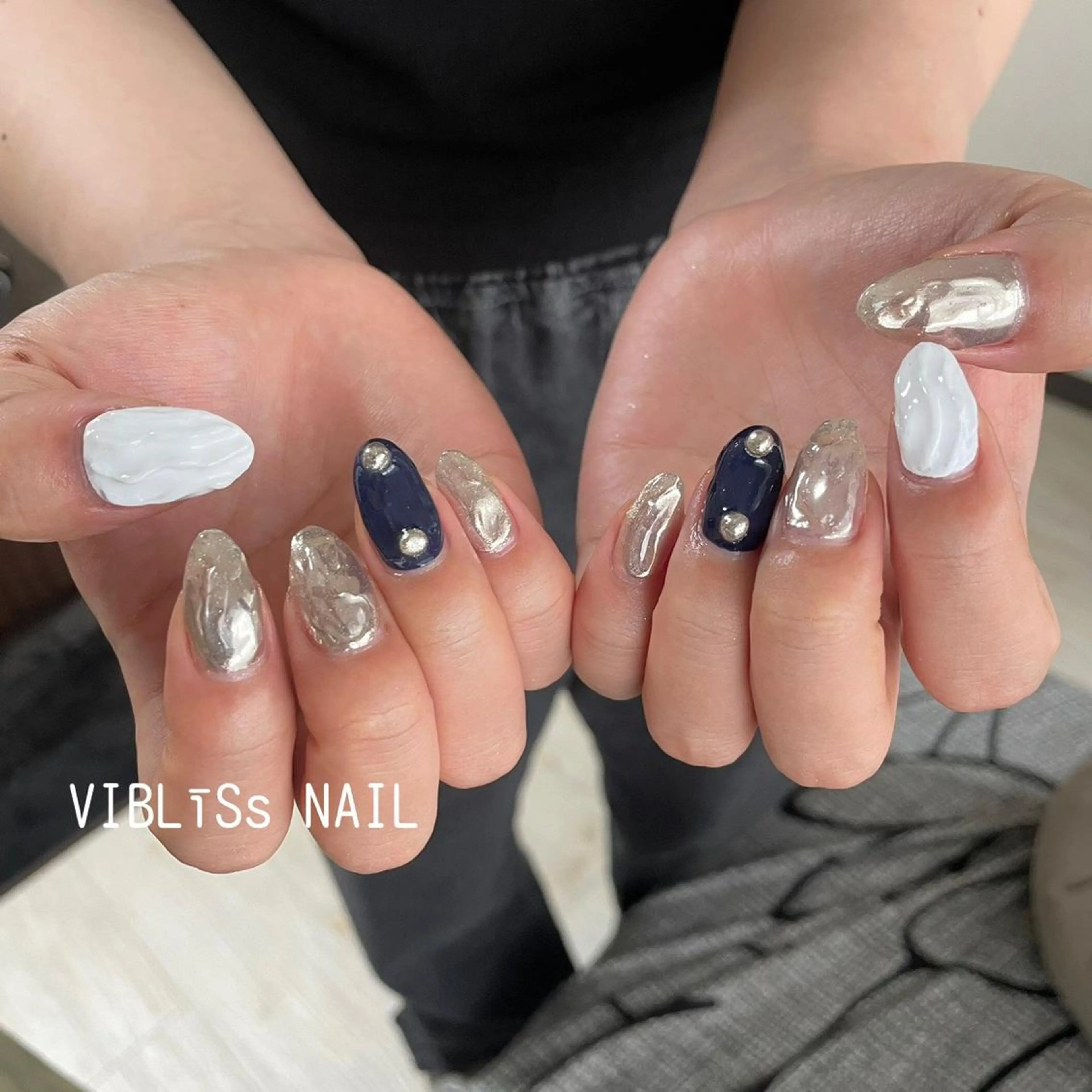 ネイル VIBLīSs nailのネイルデザイン