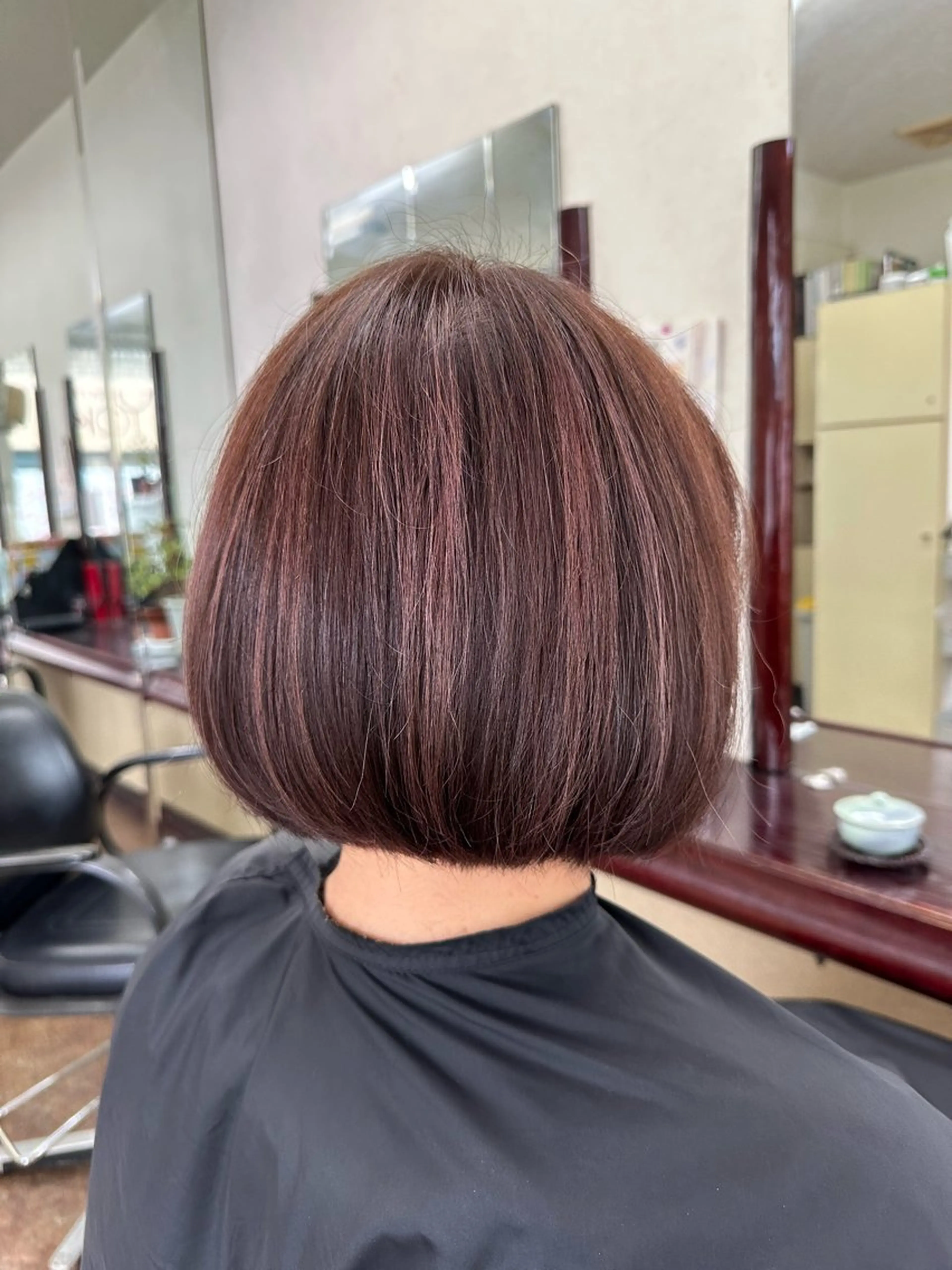 ショート ボブ ハイライト 後藤 弓佳のヘアスタイル