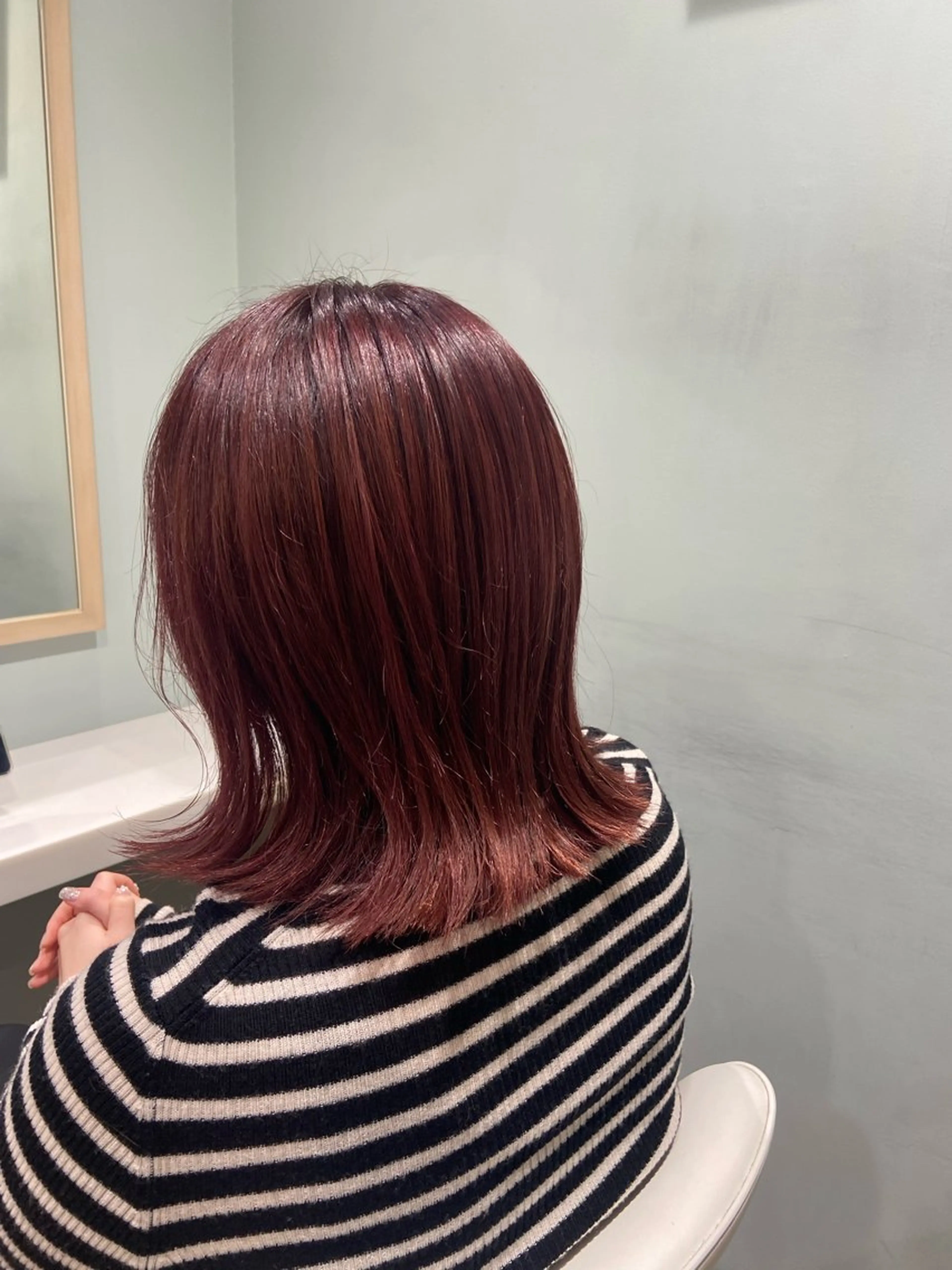 ミディアム カラー atelier doux dimanche（アトリエ・ドゥー・ディマンシュ）所属・Fukamiレイヤー 透明感カラーのヘアスタイル