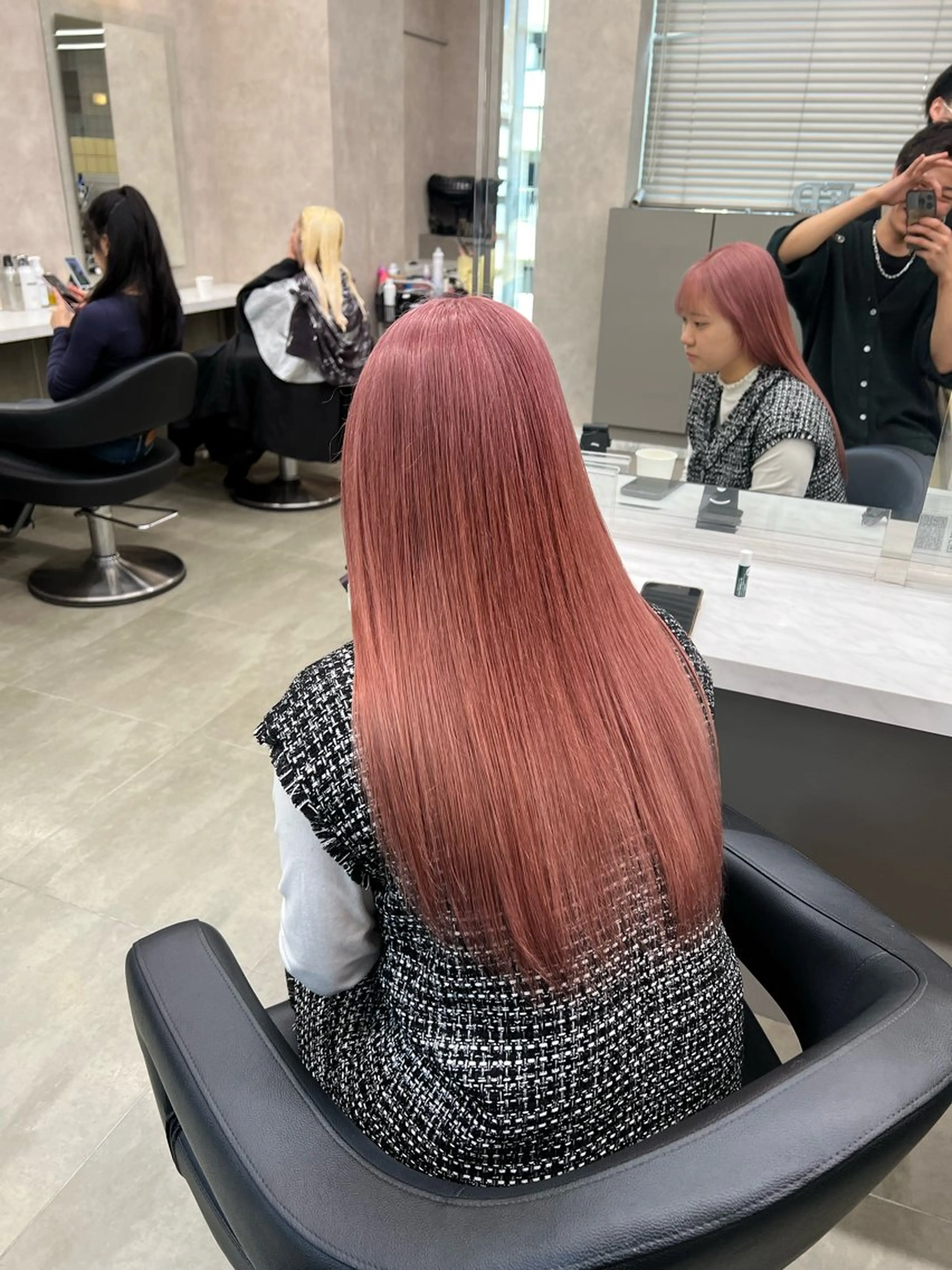 セミロング カラー カット ヘアカラー 韓国レイヤーカット /REIのヘアスタイル