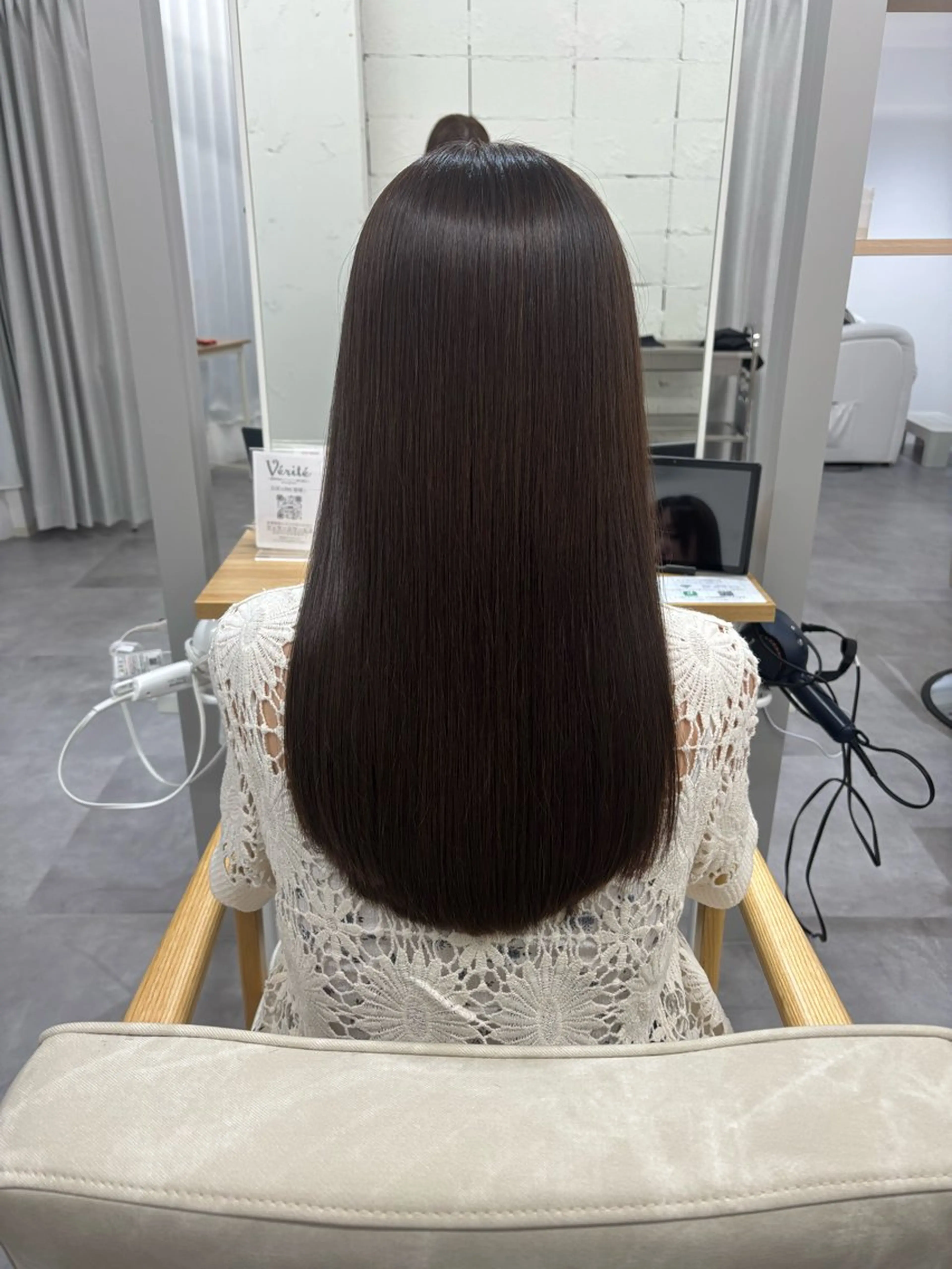 ロング カラー ブラウンカラー トリートメント 椎名 紗愛のヘアスタイル