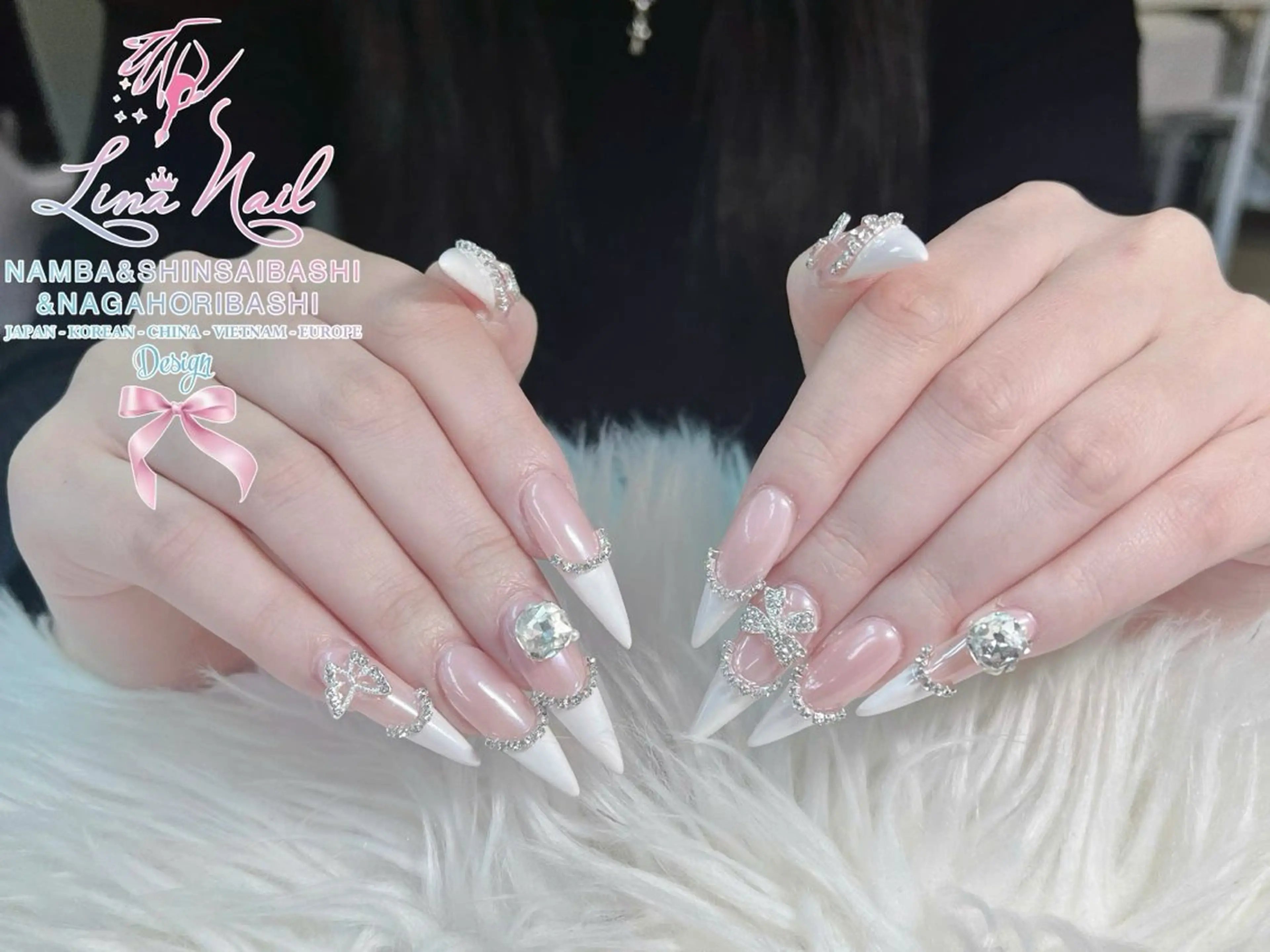 セミロング 韓国風ヘア クリスマス ハンドネイル 79Linanailnamba所属・Linanail Nambaのネイルデザイン