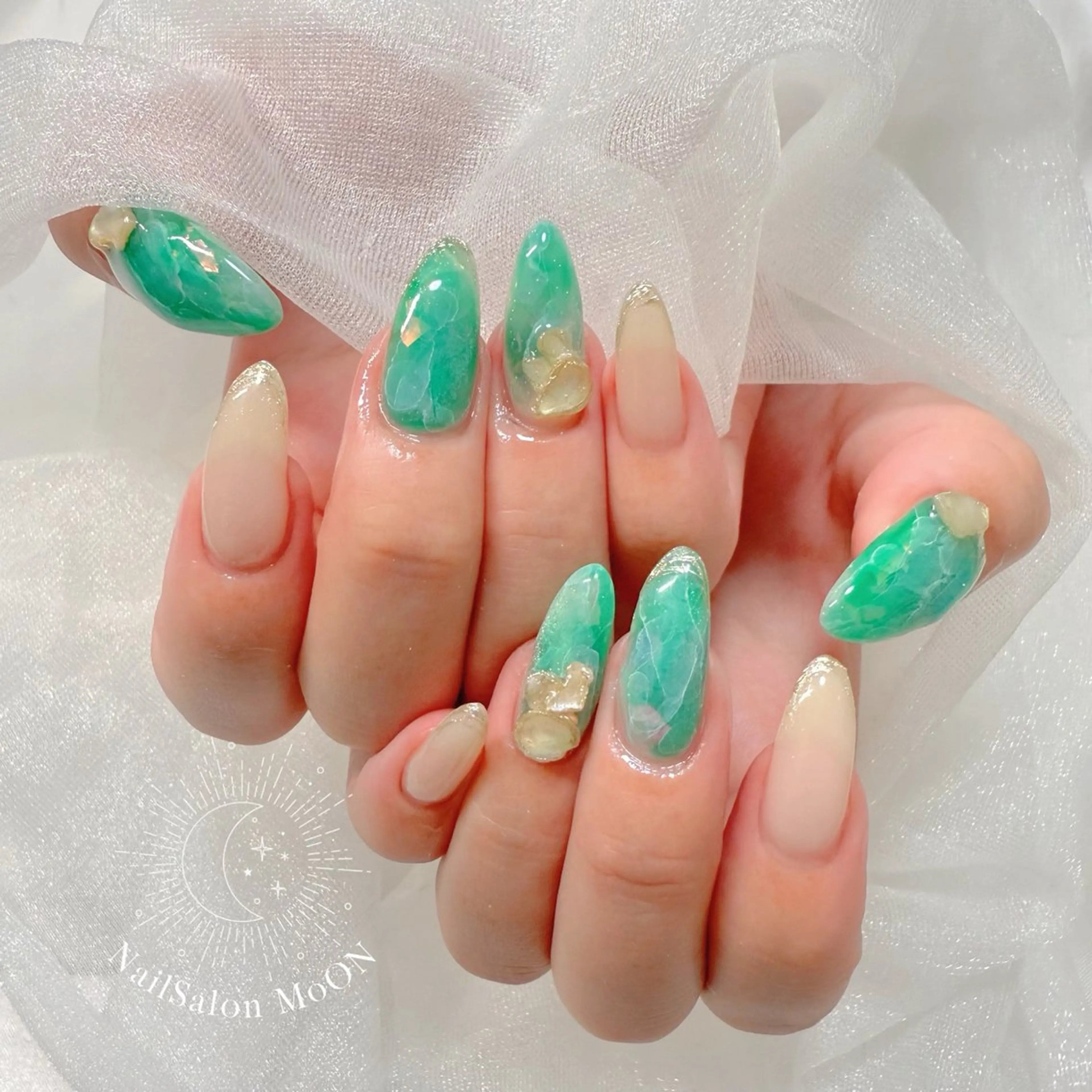 ネイル ハンドネイル ハンドケア MoON...❤︎ MeGuのネイルデザイン